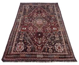 QASHQAI RUG, 253cm x 168cm.