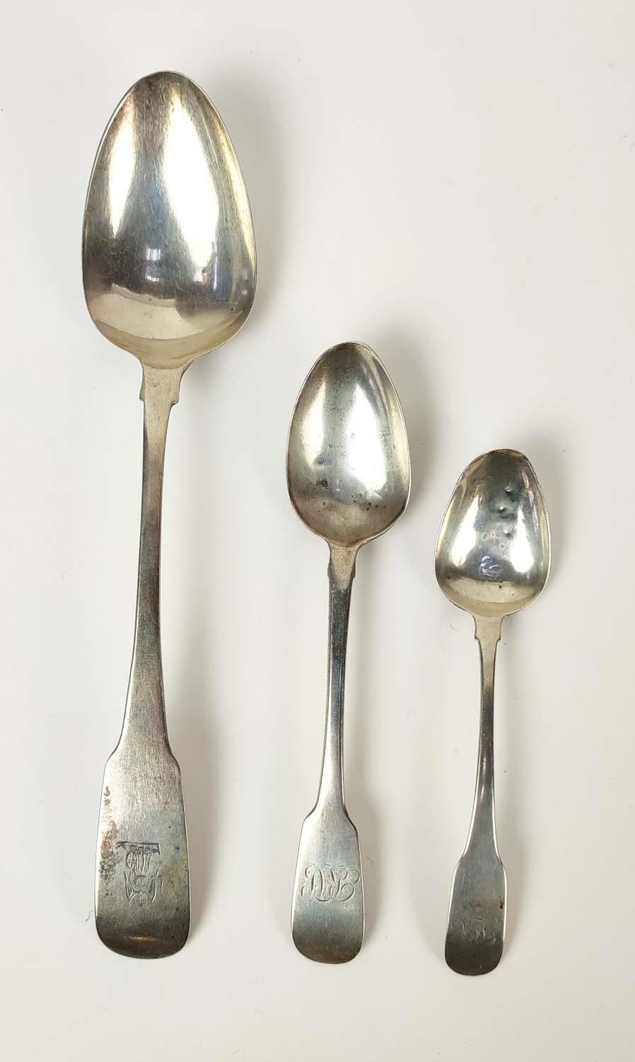 A COLLECTION OF GEORGE III AND LATER STERLING SILVER SPOONS, marked for various Assey Offices, - Image 4 of 9