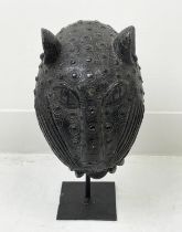 BENIN LEOPARD BRONZE HEAD (Nigeria), 39cm H.