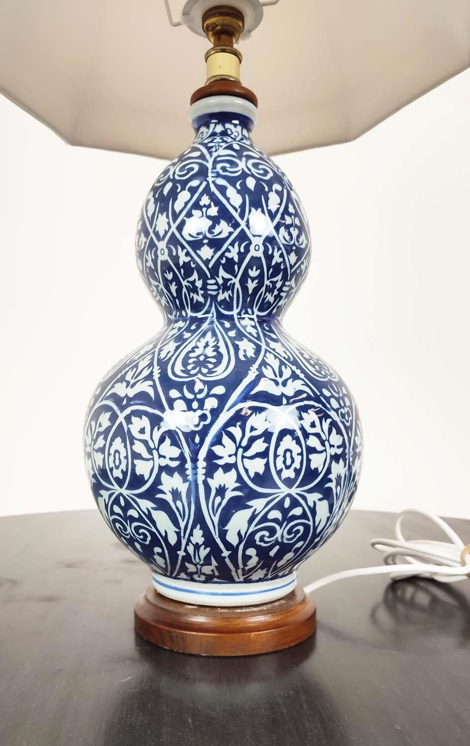 LAUREN RALPH LAUREN HOME TABLE LAMPS, a pair, blue and white double gourd ceramic, with shades, 72cm - Image 3 of 7