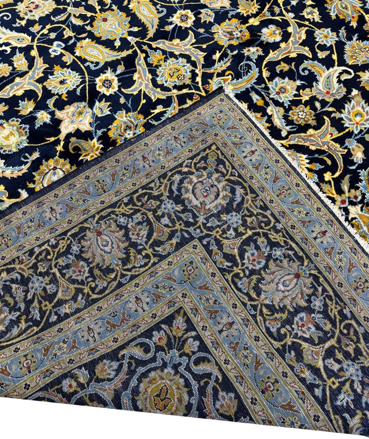 FINE PERSIAN ISPHAHAN DESIGN CARPET, 422cm x 304cm. - Bild 7 aus 7