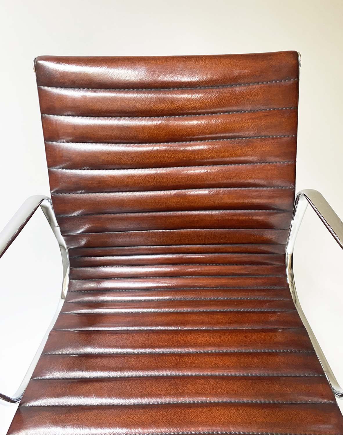 REVOLVING DESK CHAIR, Charles and Ray Eames inspired, with ribbed natural tan leather upholstered - Image 8 of 10