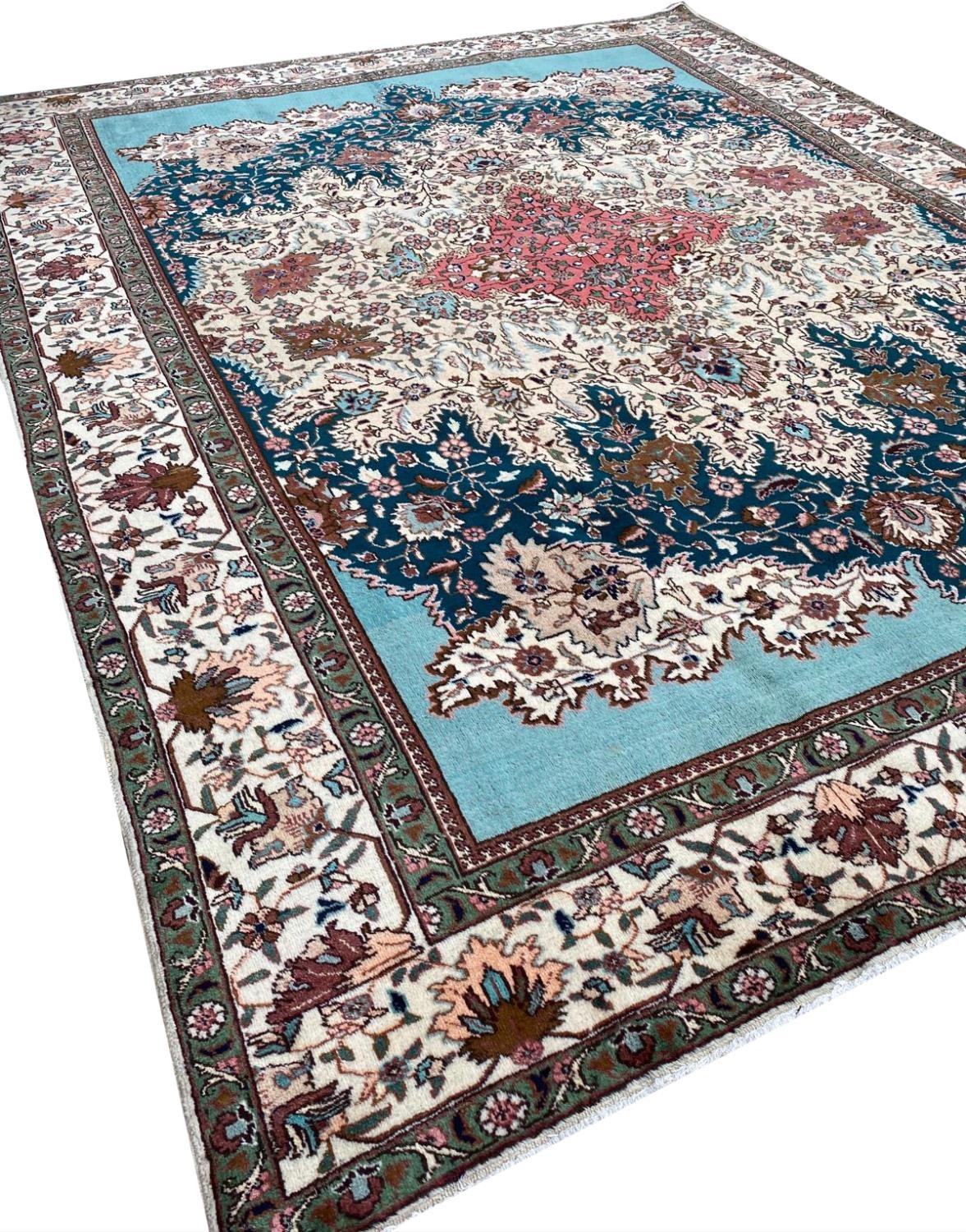 ANTIQUE PERSIAN TABRIZ CARPET, 405cm x 307cm. - Image 4 of 6