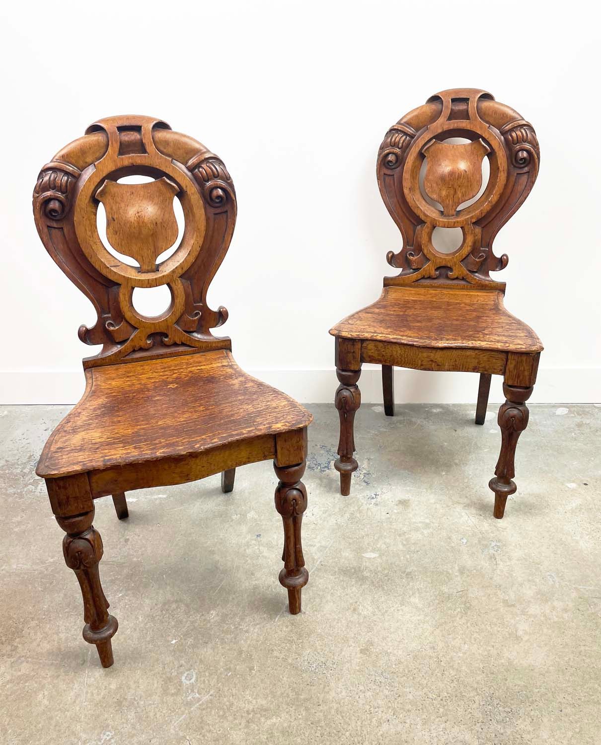 HALL CHAIRS, a pair, Victorian oak, with ornately carved and pierced backs. (2) - Image 10 of 11