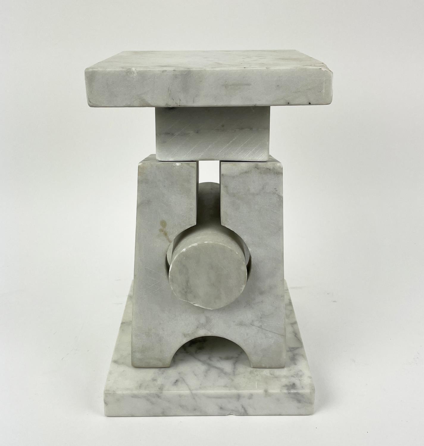 SCULPTURE, marble of adaptable building block form, unknown artist, approx 35cm H x 20cm D x 20cm W. - Image 5 of 5