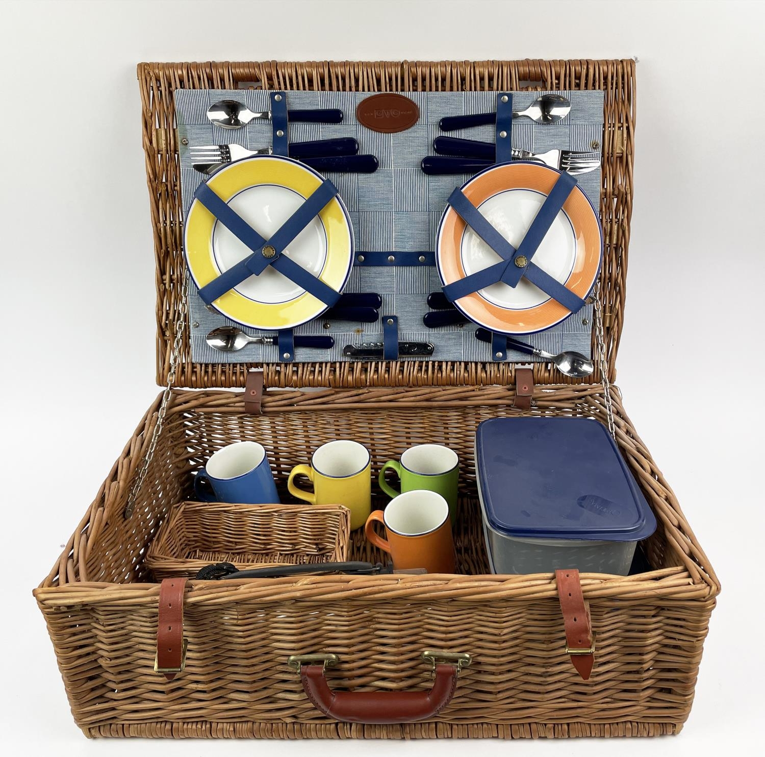 G.T.C. PICNIC BASKET, four place setting, including plates, cutlery, mugs, flask and tuperware in - Image 2 of 8