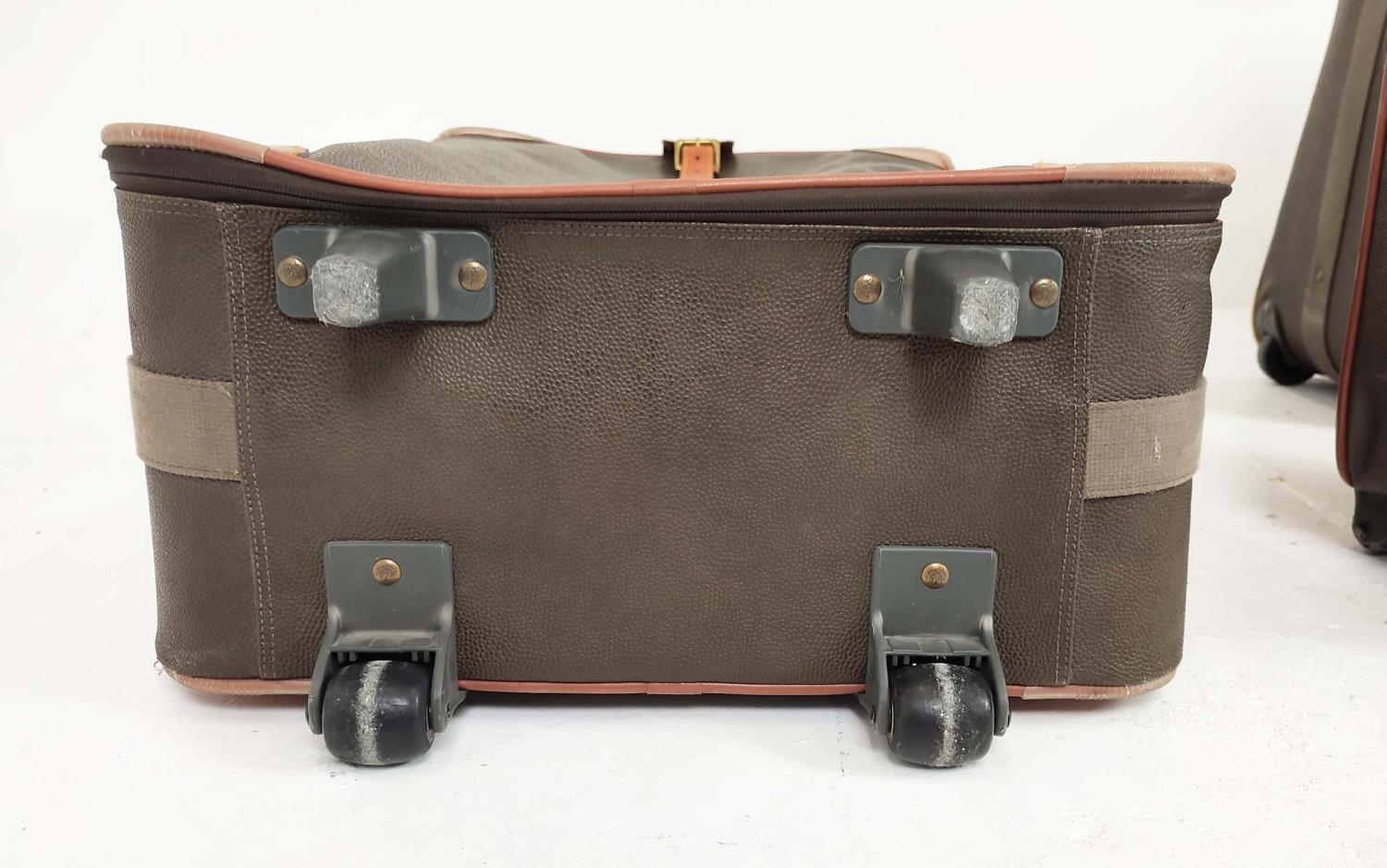 MULBERRY VINTAGE TRAVEL SET, scotchgrain with tan leather trims and handles, two trolleys, one - Image 7 of 11