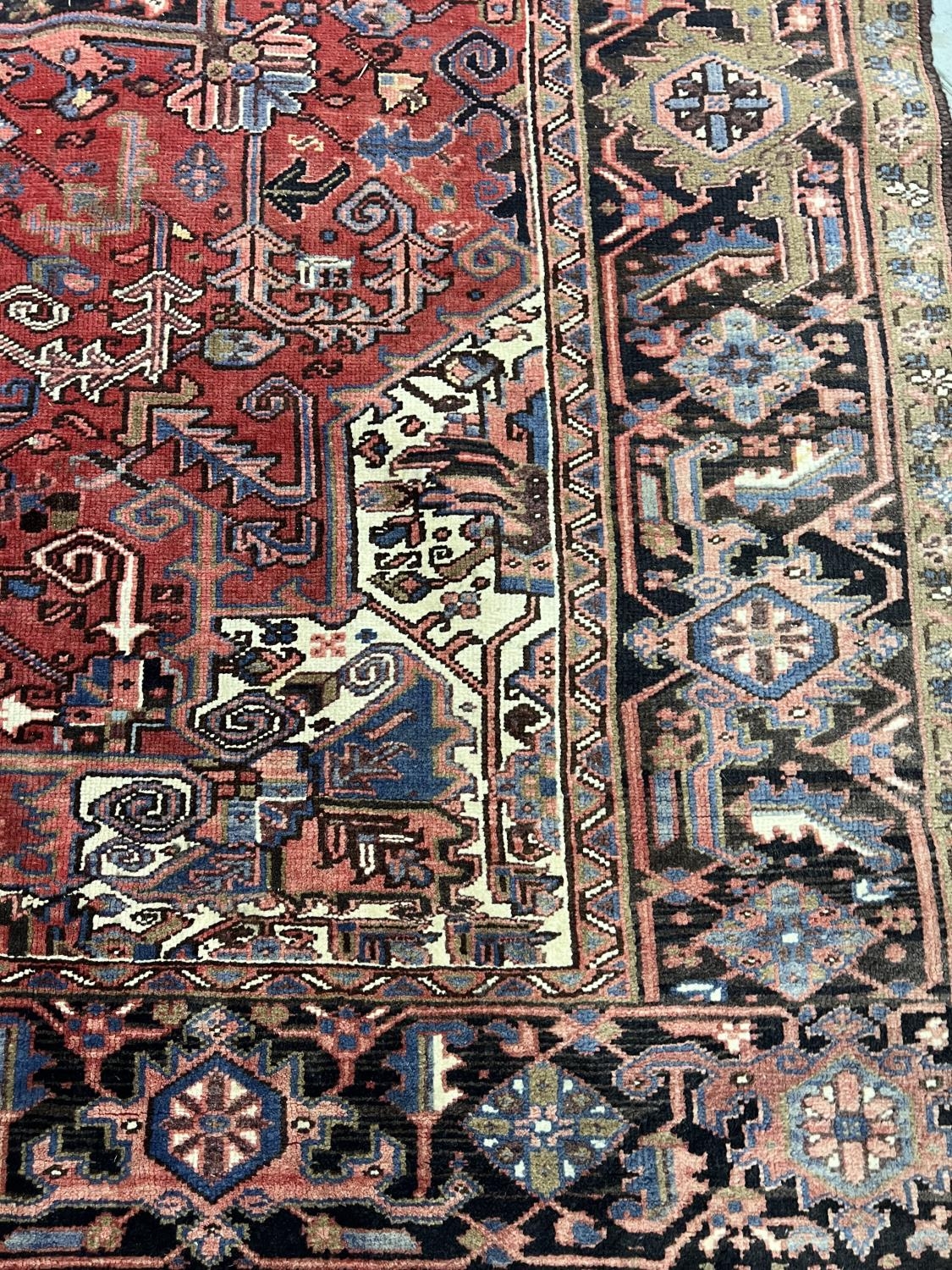 PERSIAN HERIZ CARPET, 341cm x 250cm. - Image 3 of 4