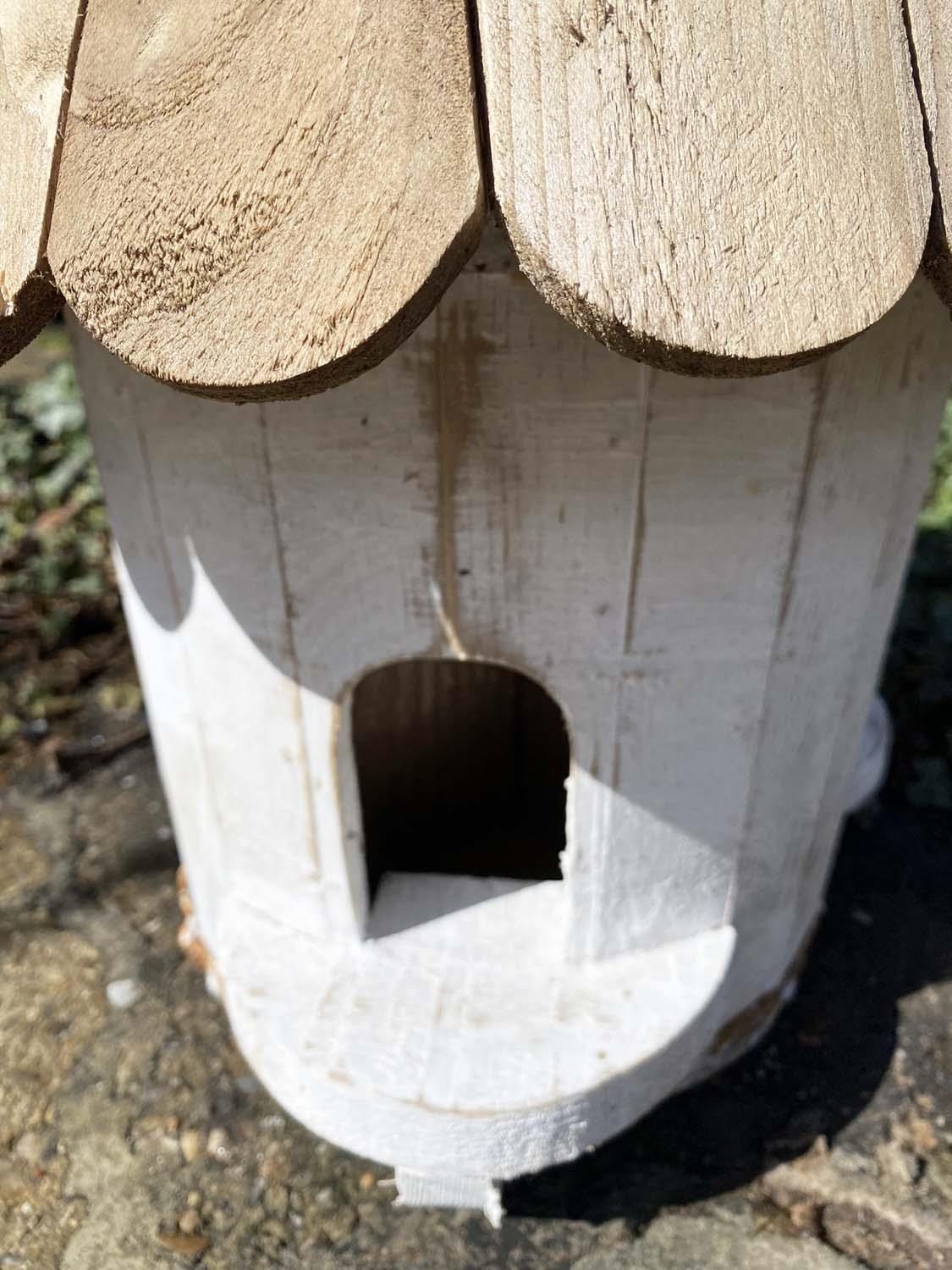 DOVECOTE, with shingle roof, 75cm H x 50cm W - Image 5 of 6