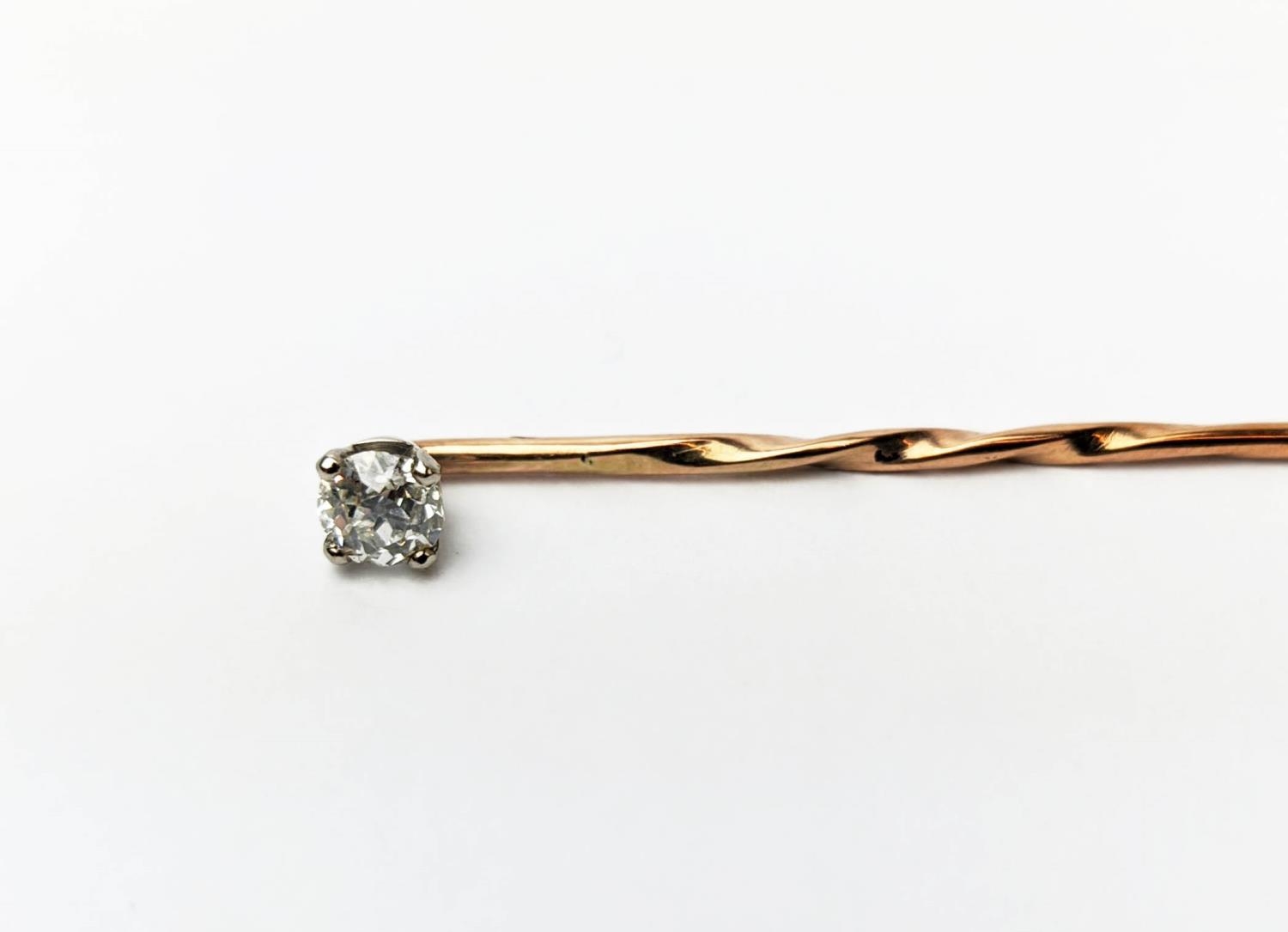 A DIAMOND SET YELLOW HAT PIN, the brilliant cut stone of approximately 0.25 carat, plus a further - Image 10 of 12