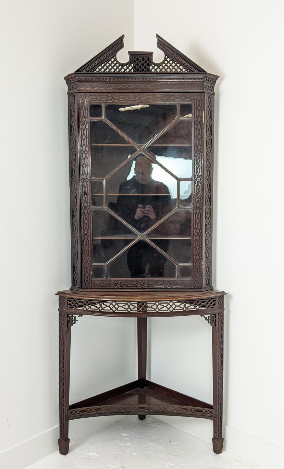 GLAZED CORNER CABINET ON STAND, Edwardian mahogany in Chippendale style with door and carved - Image 2 of 9