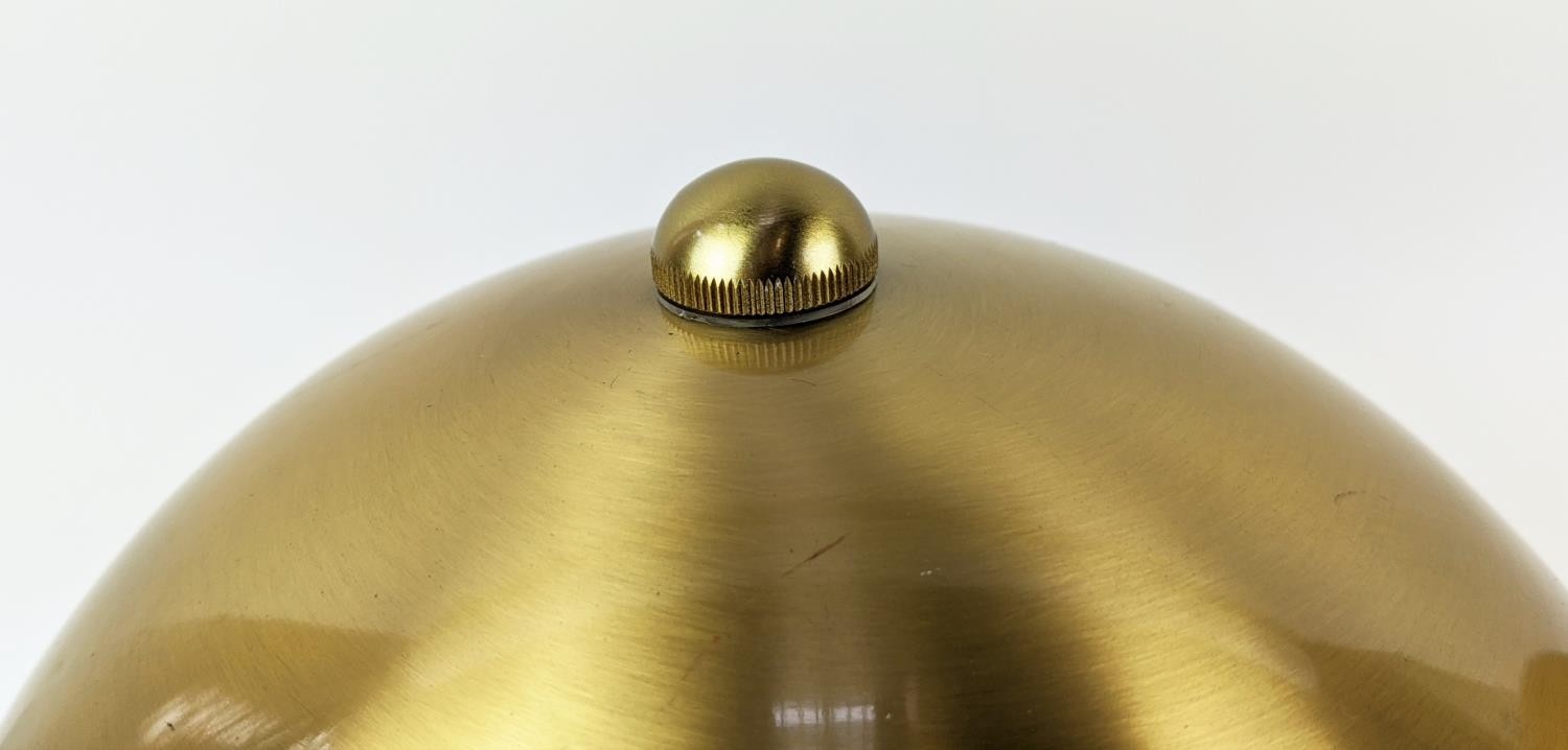 VICO MAGISTRETTI STYLE TABLE LAMPS, a pair, gilt metal, 44cm H approx. (2) - Bild 6 aus 6