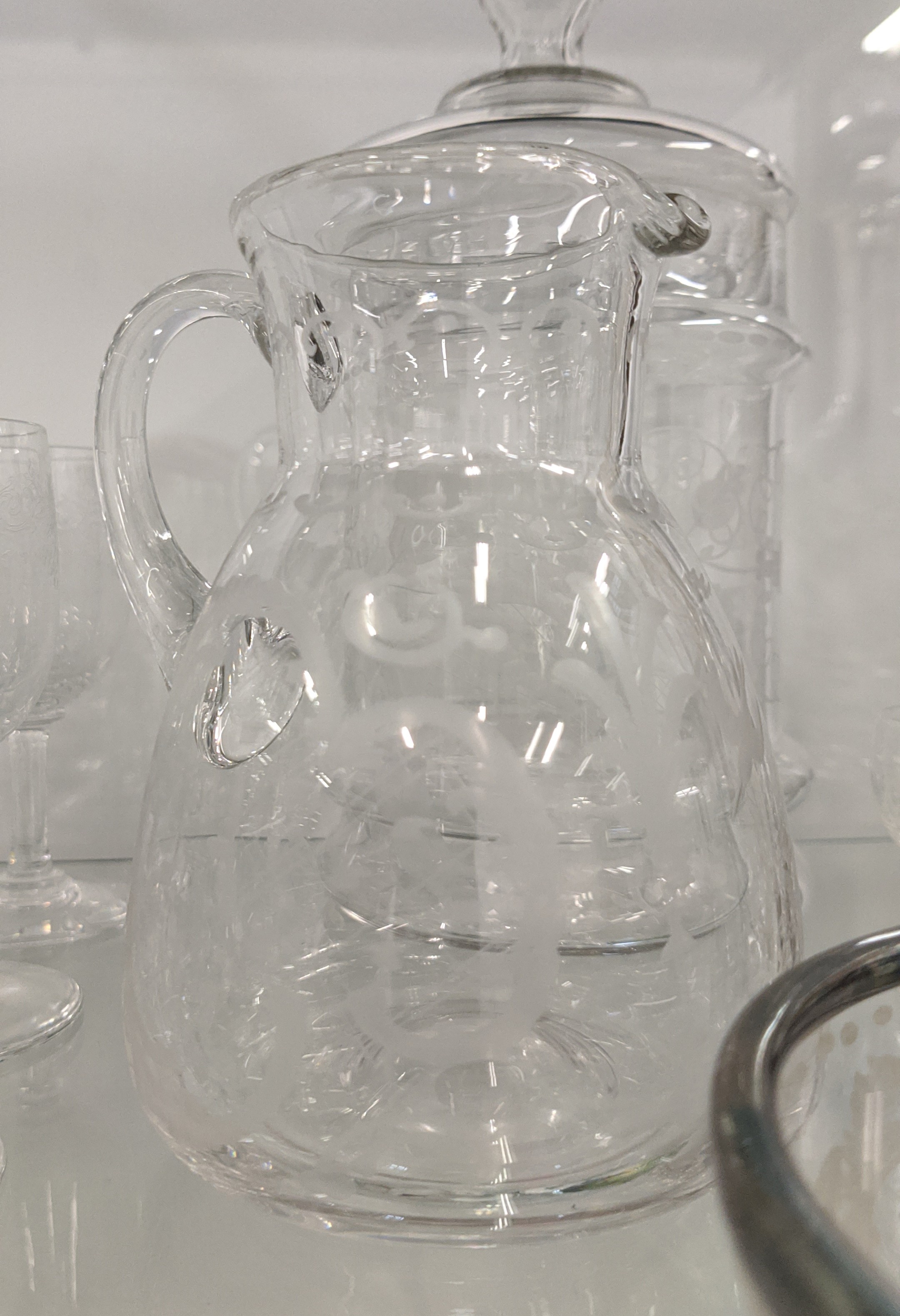 QUANTITY OF ENGRAVED GLASSWARE, including eight champagne flutes, decanter vodka glass set, eight - Image 8 of 9