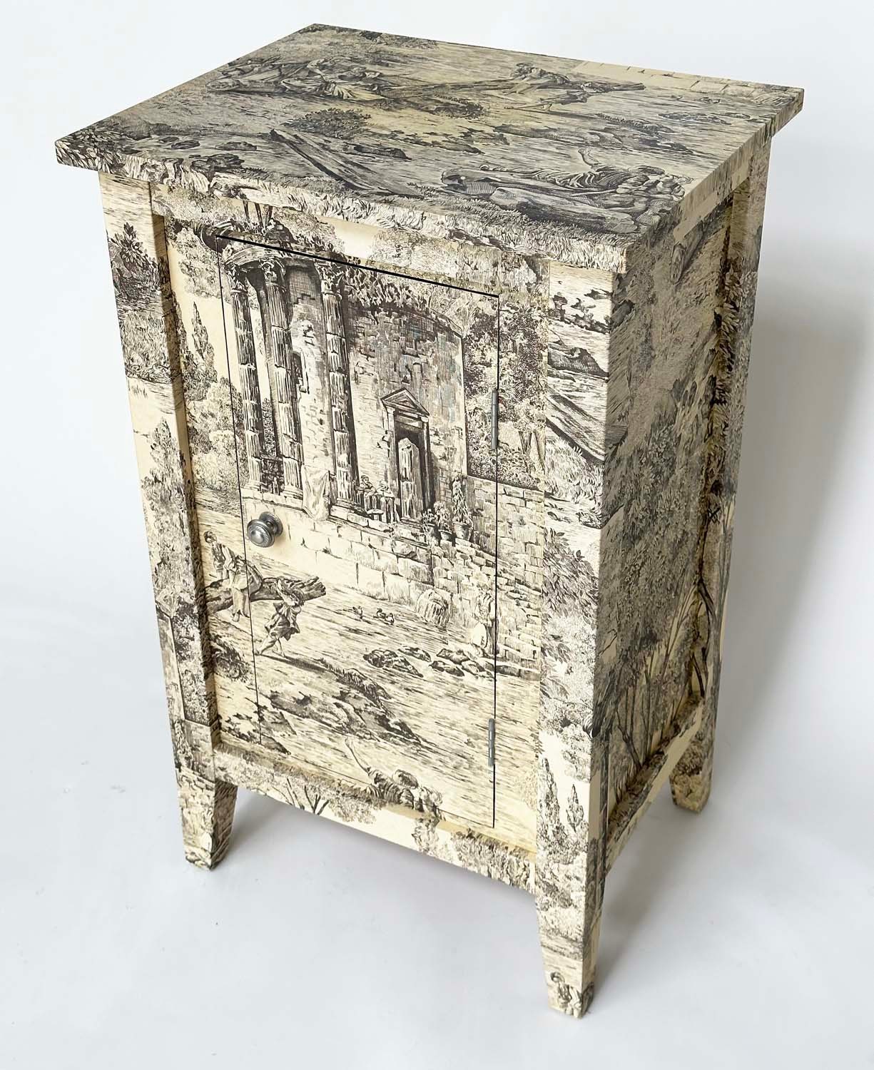 SIDE CABINET, French style decoupage toile de jouy print with single door, 50cm x 40cm x 80cm H. - Image 8 of 13