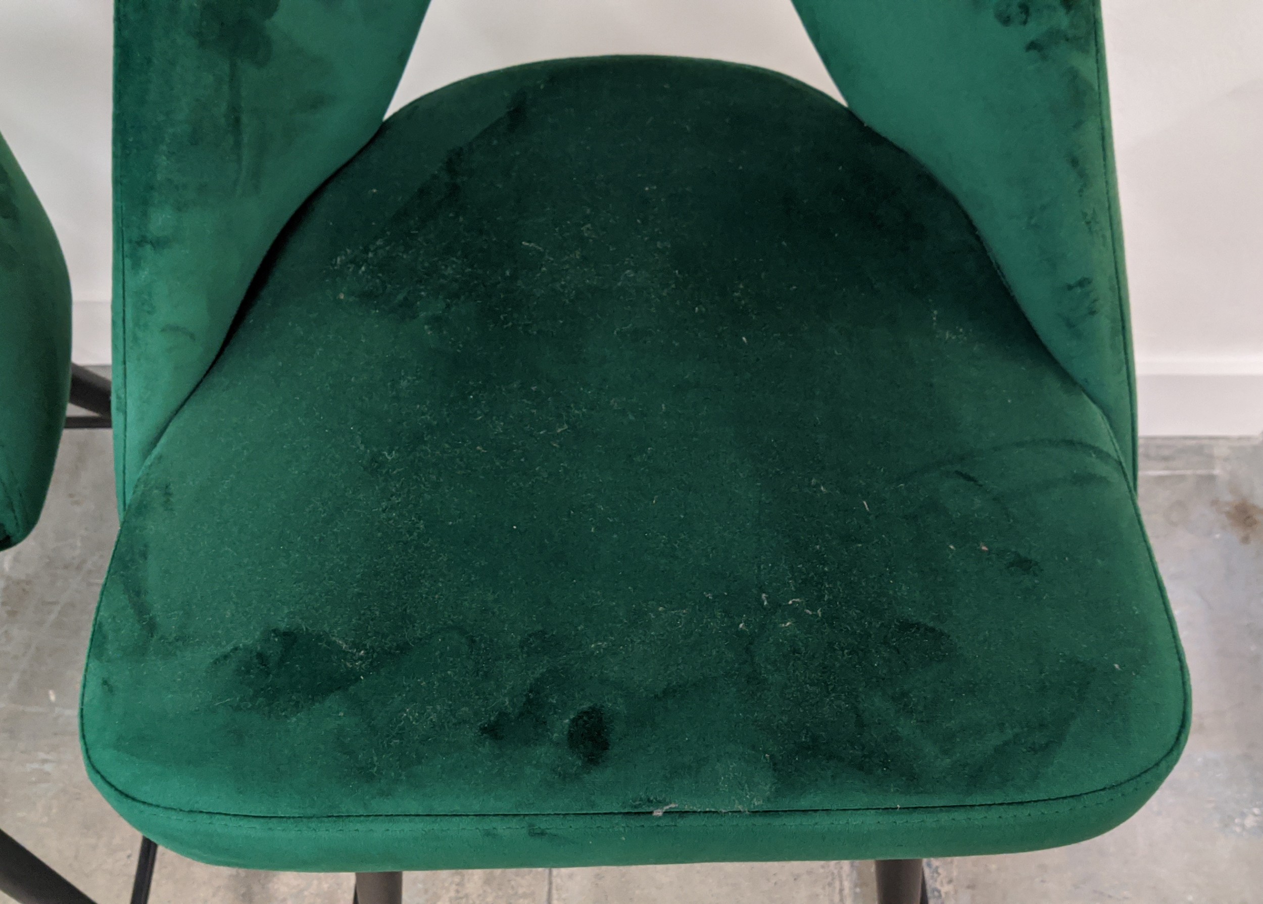 EICHHOLTZ AVORIO COUNTER STOOLS, a set of three, Roche green velvet upholstered, 91cm H. (3) - Bild 5 aus 8