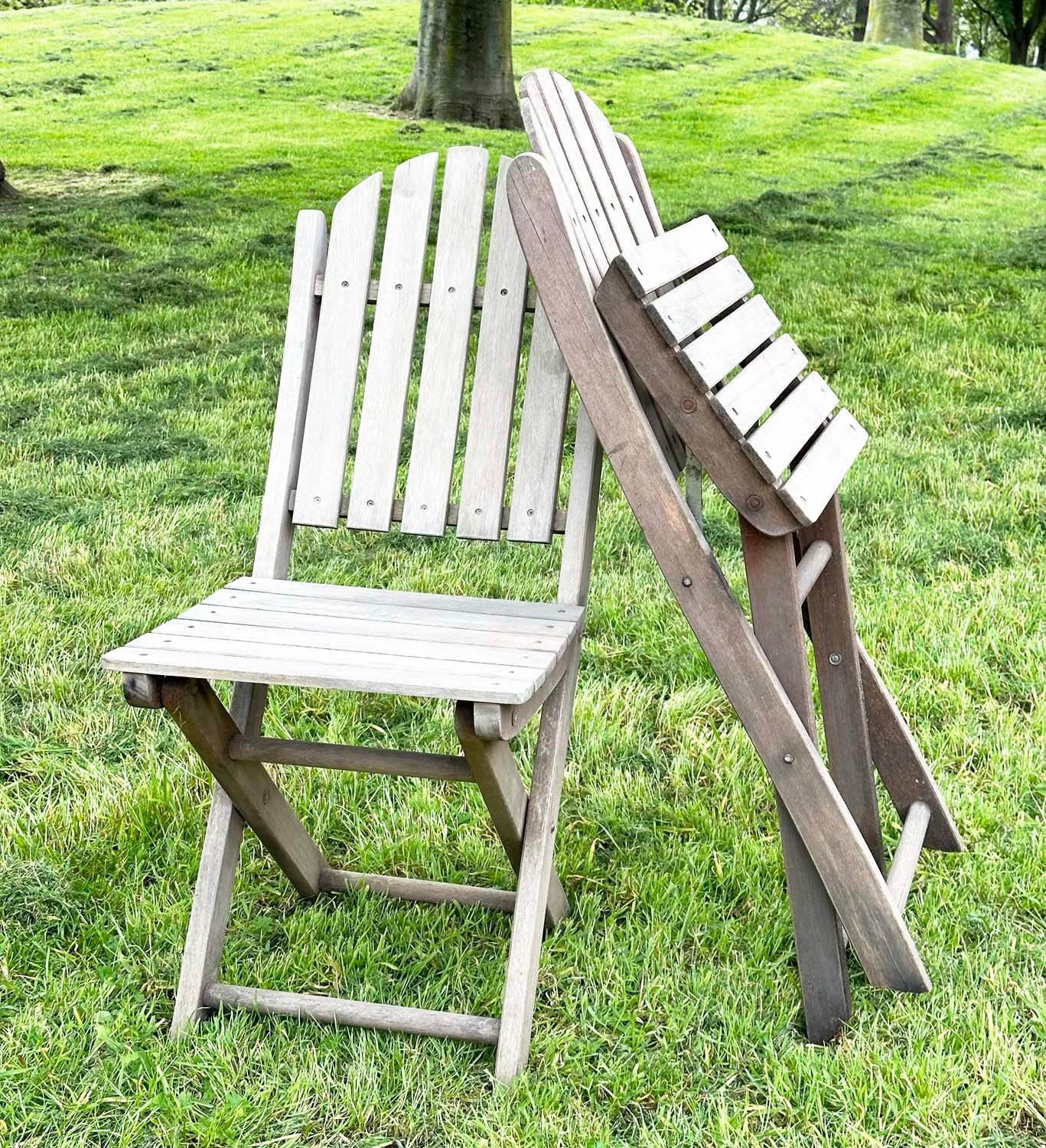 GARDEN CHAIRS, a set of four, teak slatted folding stamped JYZ since 1833. (4) - Image 4 of 8