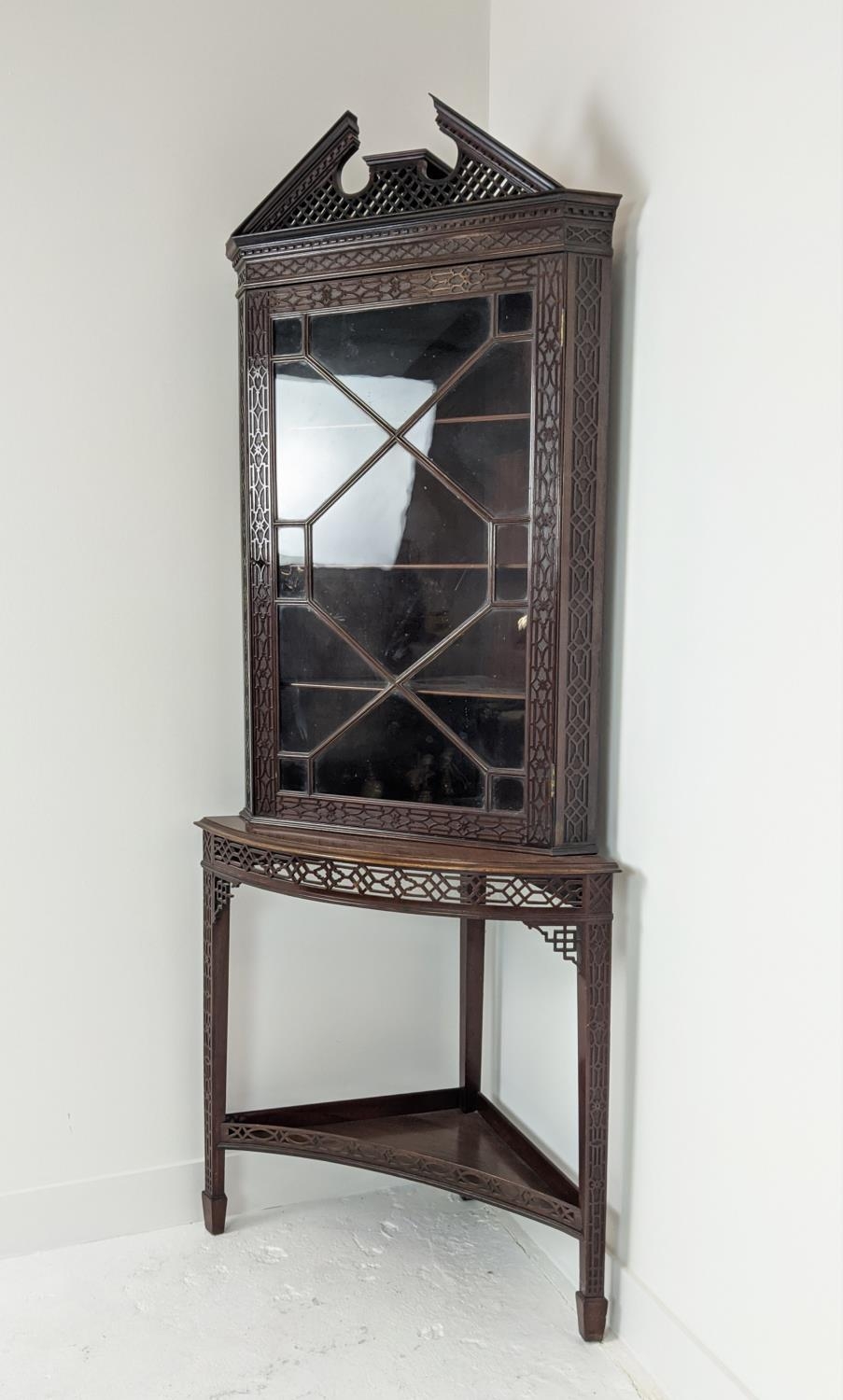 GLAZED CORNER CABINET ON STAND, Edwardian mahogany in Chippendale style with door and carved - Image 3 of 9