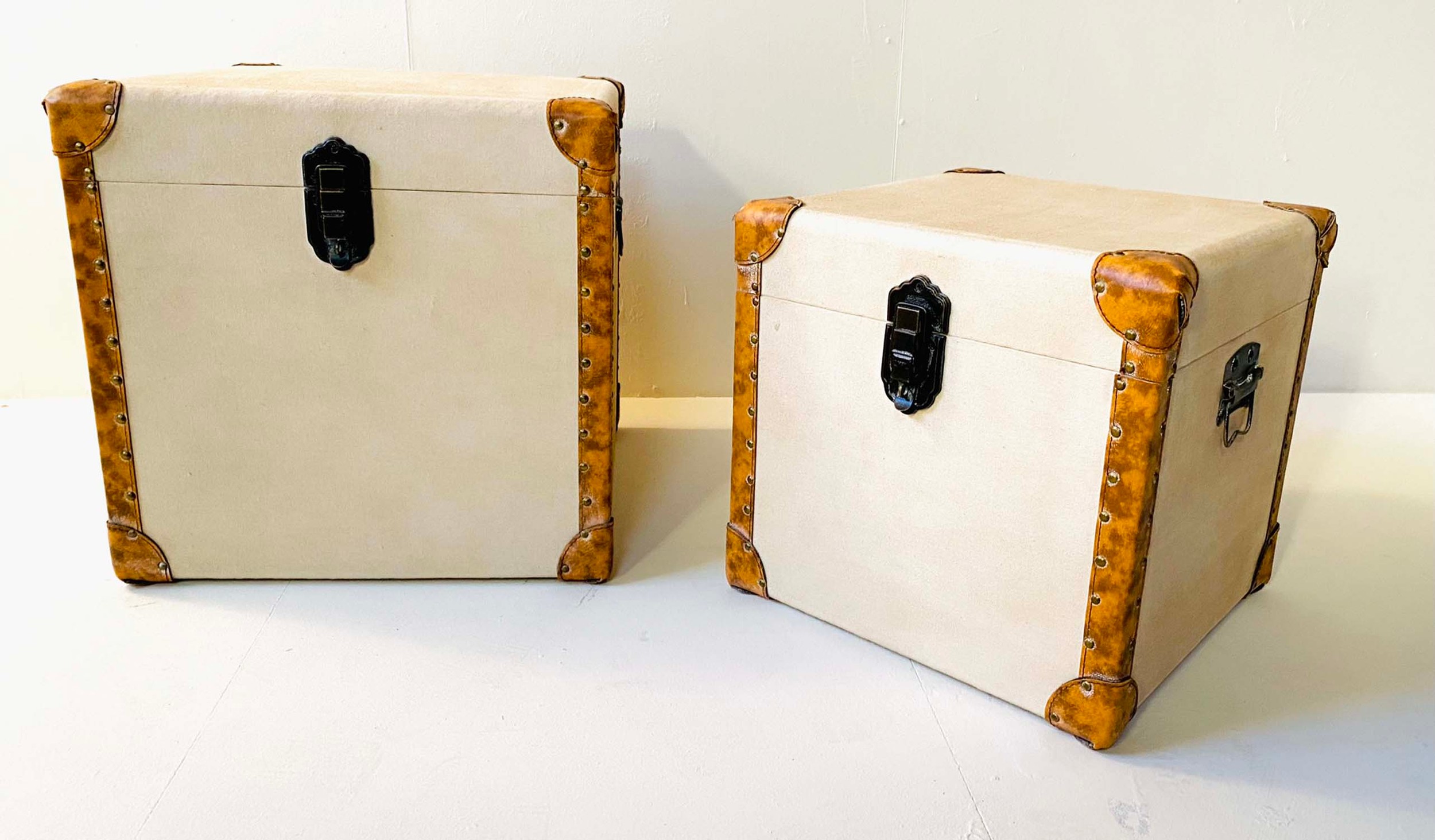 TRUNKS, a graduated set of two, largest 49cm H x 49cm W x 49cm D (2) - Image 2 of 3