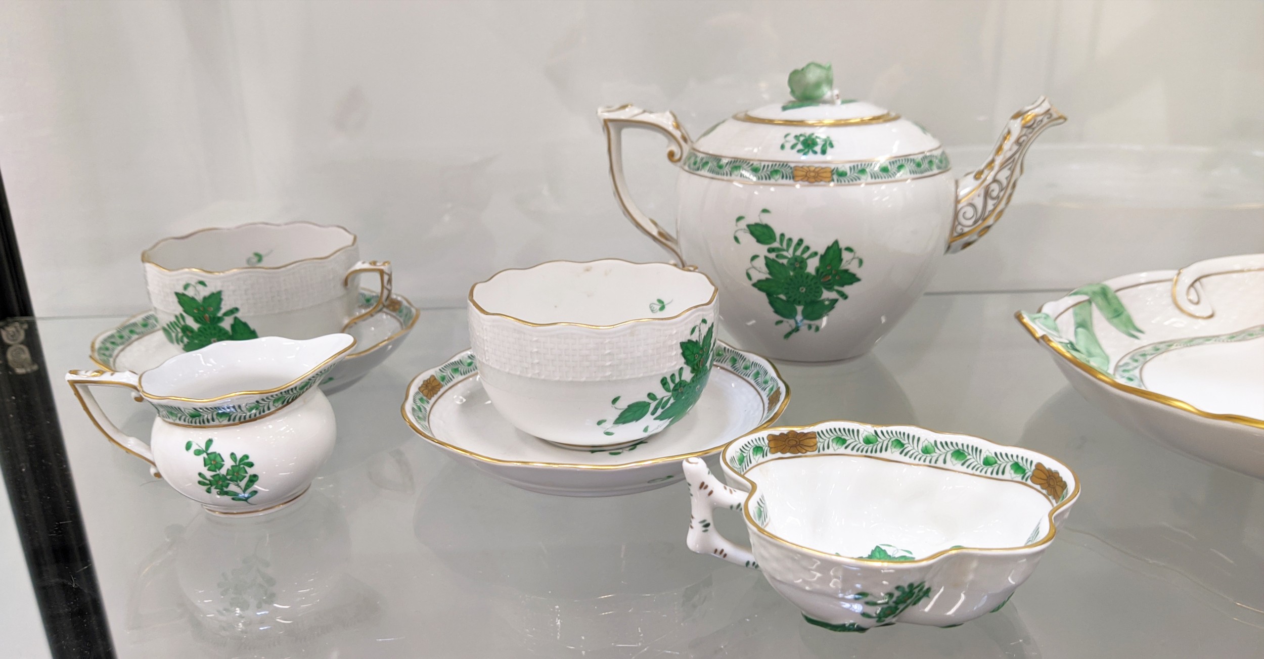 HEREND BREAKFAST SERVICE, tete a tete tea service comprising teapot, sugar bowl, milk jug and two - Image 3 of 5