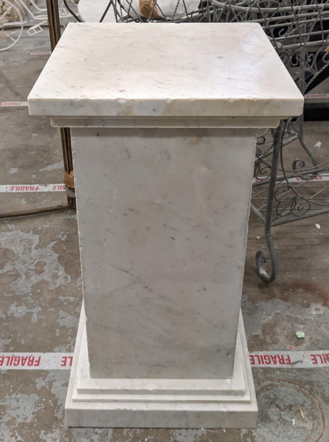 PEDESTAL, marble, 40cm x 40cm x 75.5cm. - Image 2 of 5