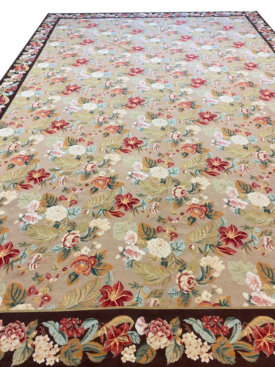 FINE FRENCH AUBUSSON DESIGN NEEDLEWORK CARPET, 400cm x 270cm. - Image 2 of 6