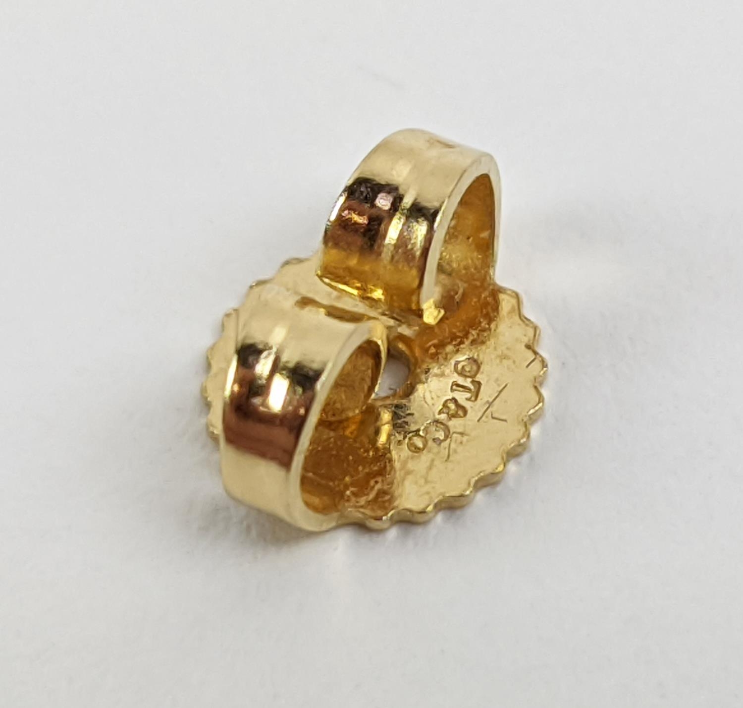 A PAIR OF TIFFANY 18CT GOLD STUD EARRINGS, in the form of hearts with pierced foliage design, - Image 7 of 9