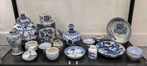 CHINESE BLUE AND WHITE PORCELAIN, a collection of sixteen various pieces including a moonflask vase,