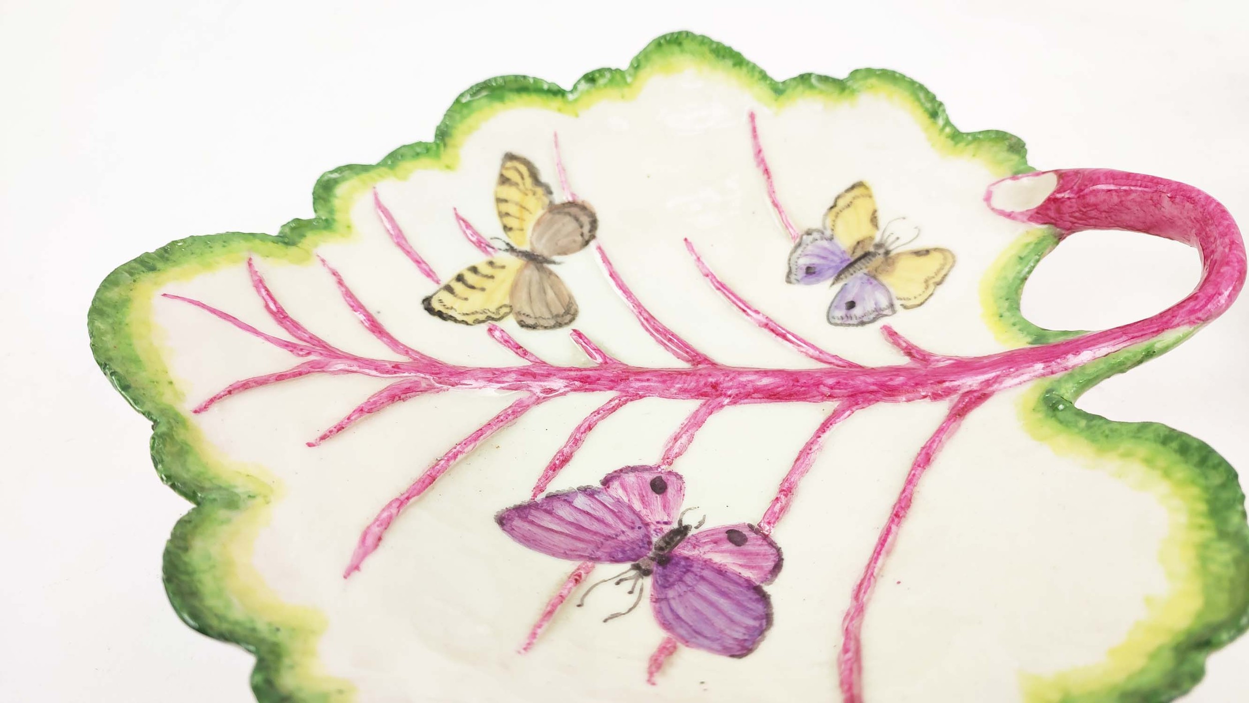 LADY ANNE GORDON (1924-2007) CERAMIC LEAF PLATES, a pair, with butterfly decoration, monogrammed - Image 5 of 6