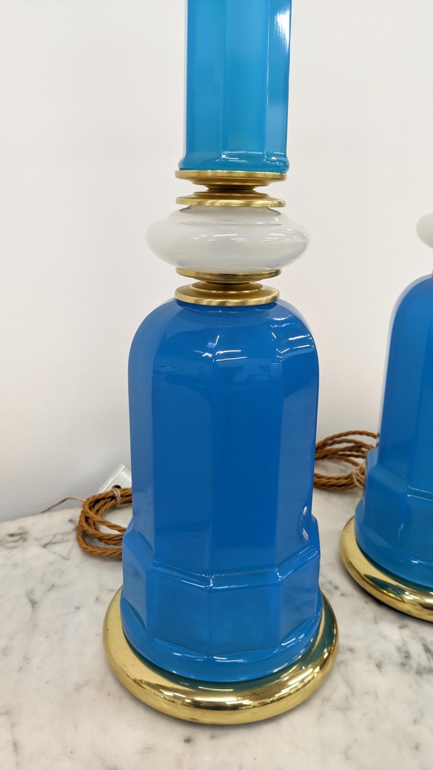 CENEDESE MURANO GLASS TABLE LAMPS, a pair, vintage blue and white opaline glass, gilt metal bases, - Image 2 of 5