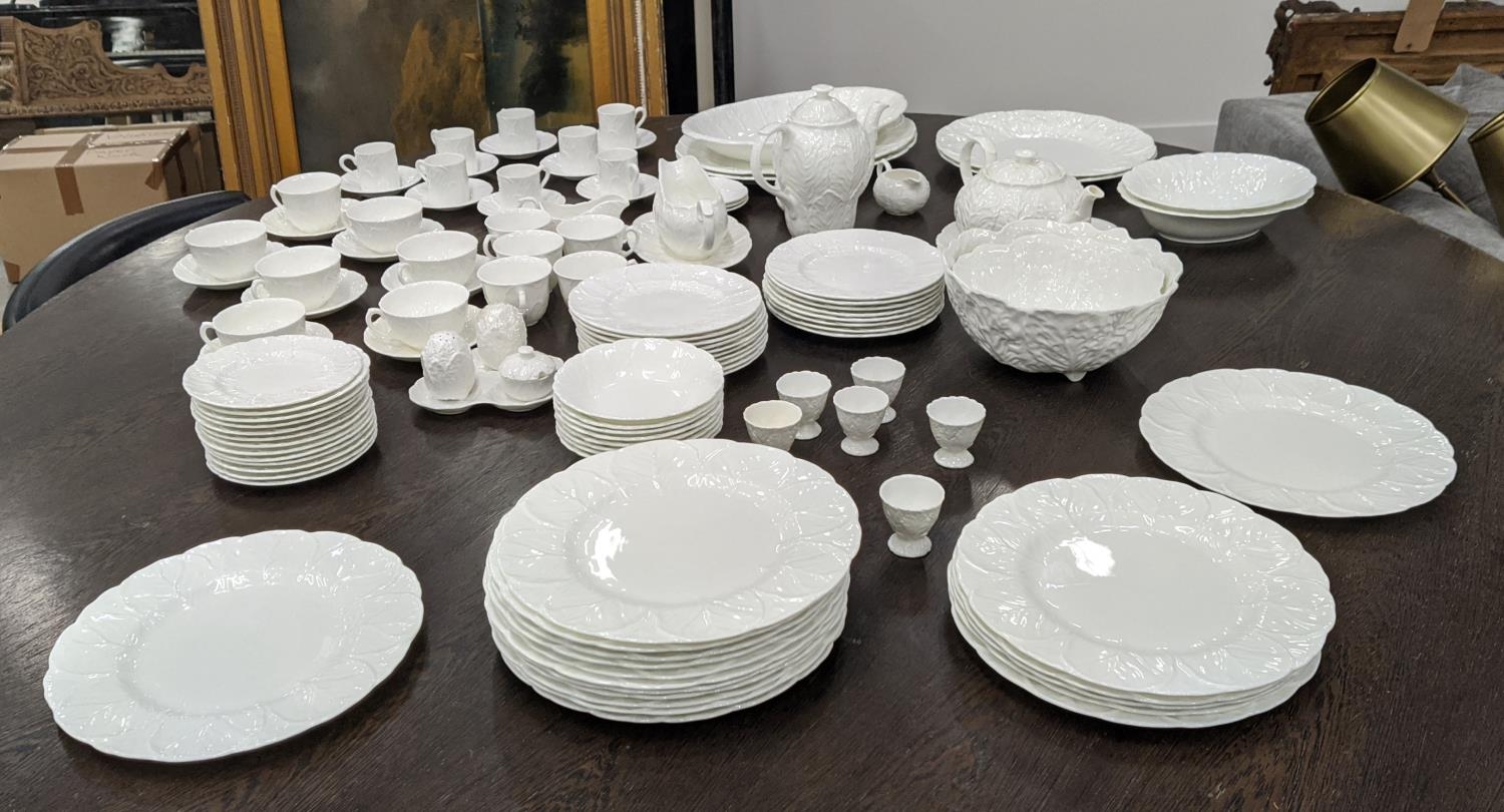 COALPORT COUNTRYWARE DINNER SERVICE, comprising 18 dinner plates, 18 salad plates, 13 side plates, 8 - Image 6 of 7