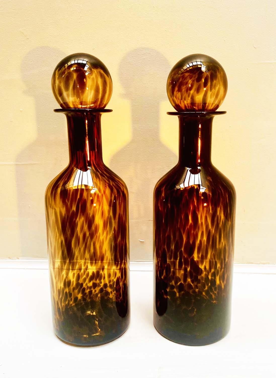 DECANTERS, a pair, 53cm high, 14cm diameter, Murano style tortoiseshell glass. (2) - Image 5 of 6