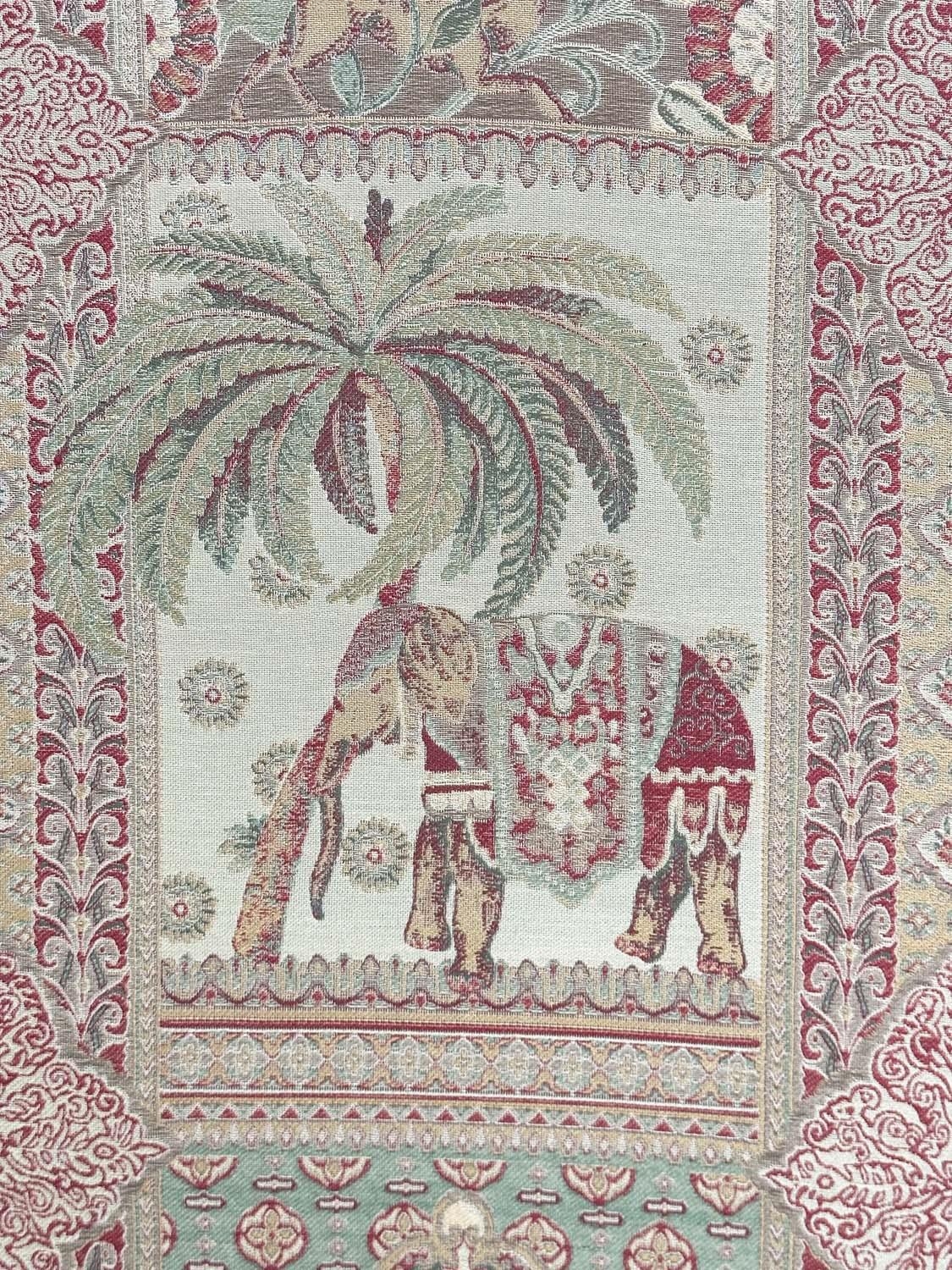 SCREEN, three fold arched 'Raj' fabric, upholstered with elephants and palm trees and brass studded, - Bild 5 aus 38