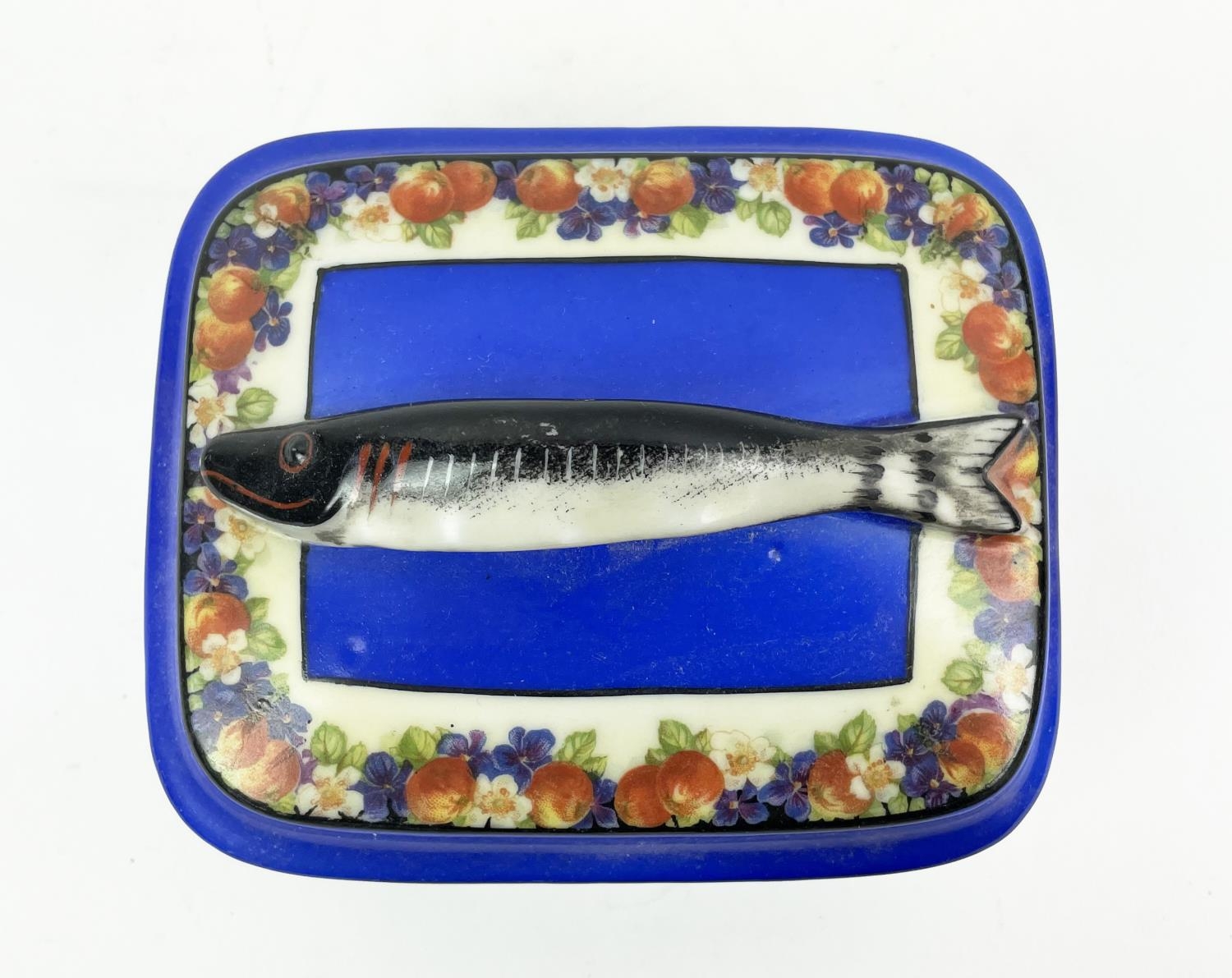 SARDINE DISHES, a collection of fourteen, various designs and patterns. (14) - Image 28 of 45