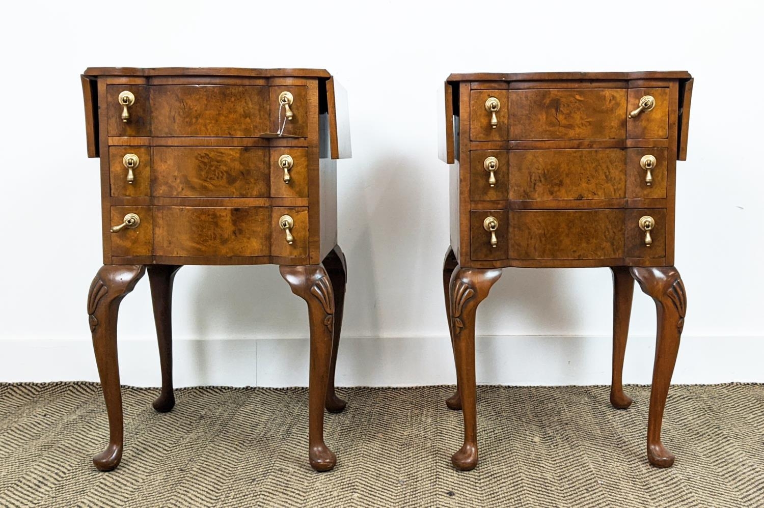 BEDSIDE CHESTS, a pair, Georgian style burr walnut, each with drop flap top above three drawers, - Bild 4 aus 20