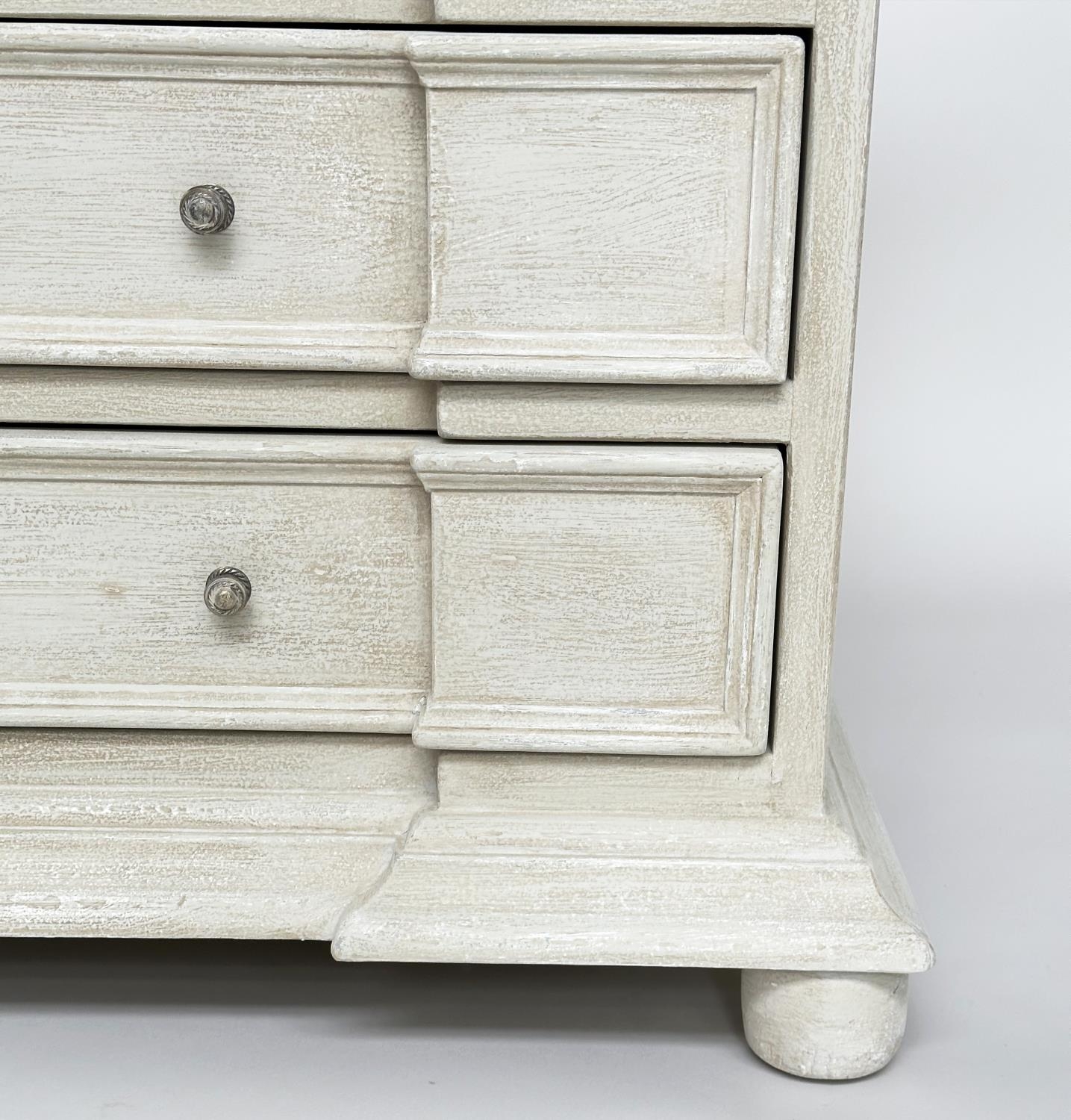 COMMODE, early Italian style traditionally grey painted with four long drawers, 92cm W x 47cm D x - Bild 6 aus 14