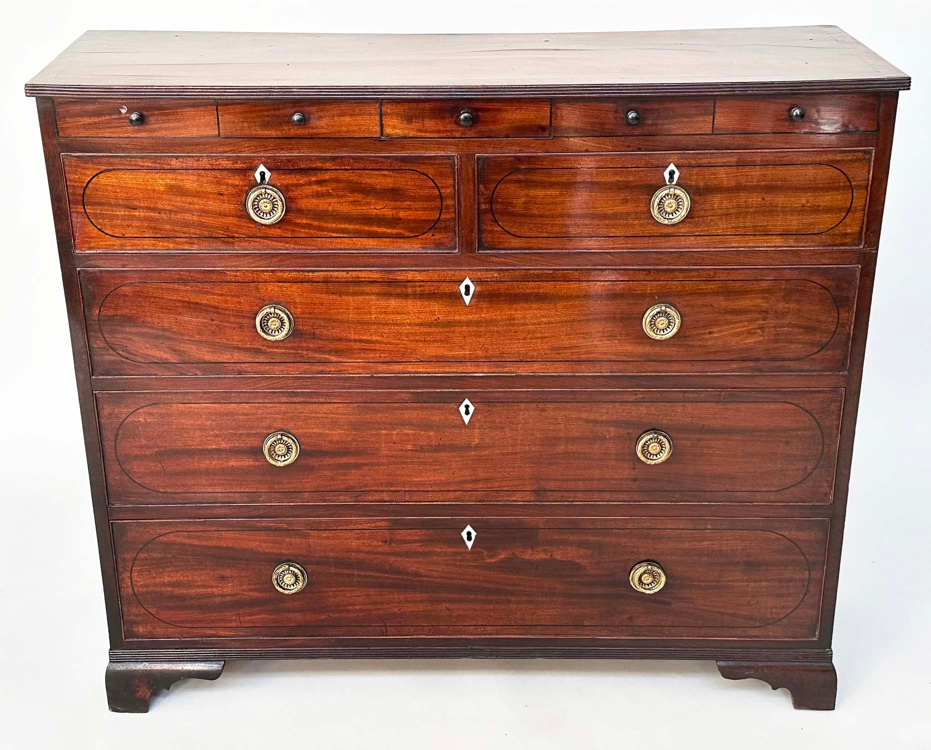 SCOTTISH HALL CHEST, early 19th century figured mahogany of adapted shallow proportions with real - Bild 3 aus 16