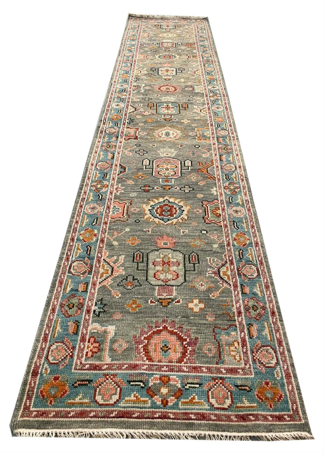 CONTEMPORARY BAKSHAISH DESIGN RUNNER, 390cm x 82cm.