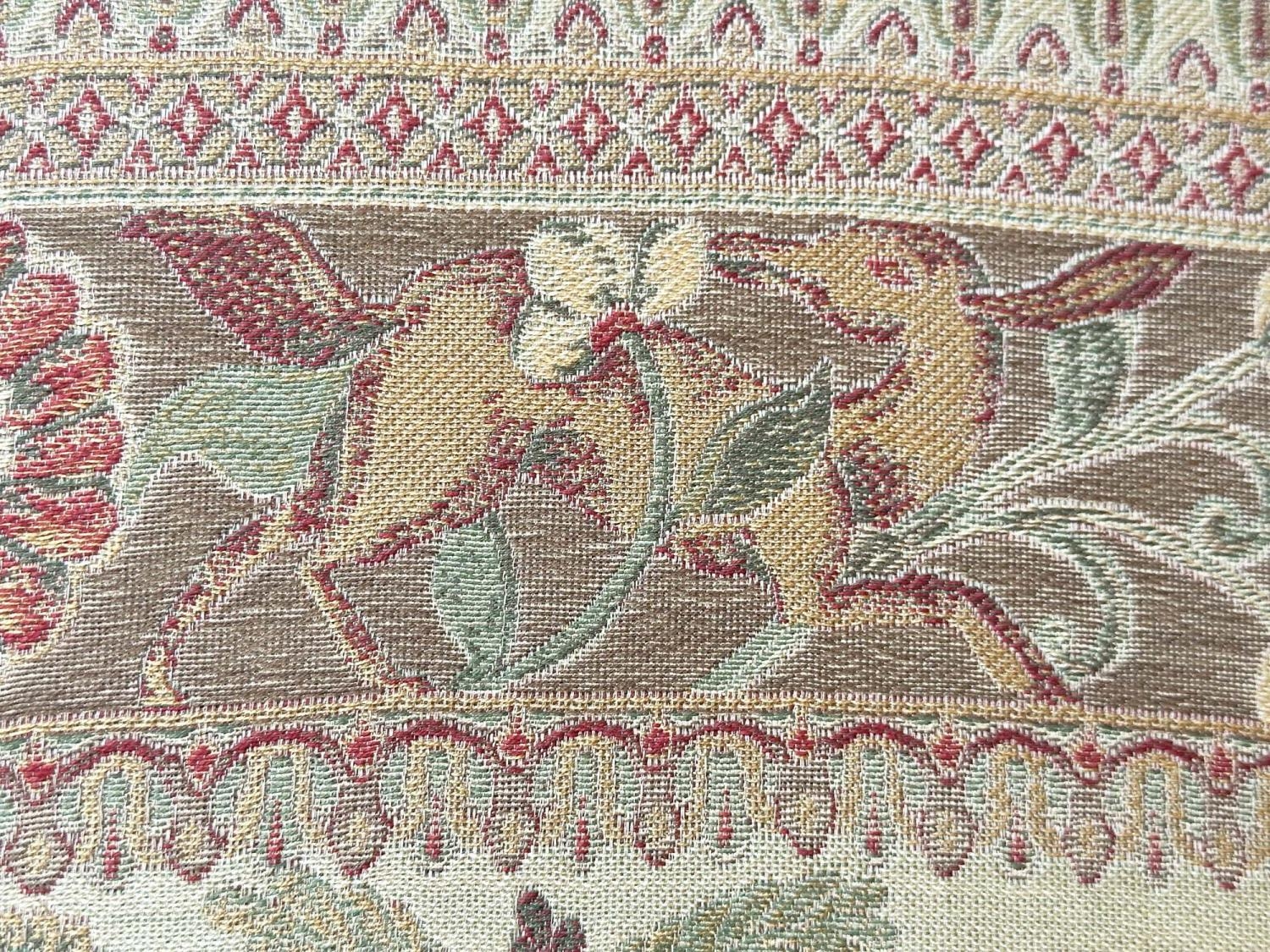 SCREEN, three fold arched 'Raj' fabric, upholstered with elephants and palm trees and brass studded, - Bild 36 aus 38