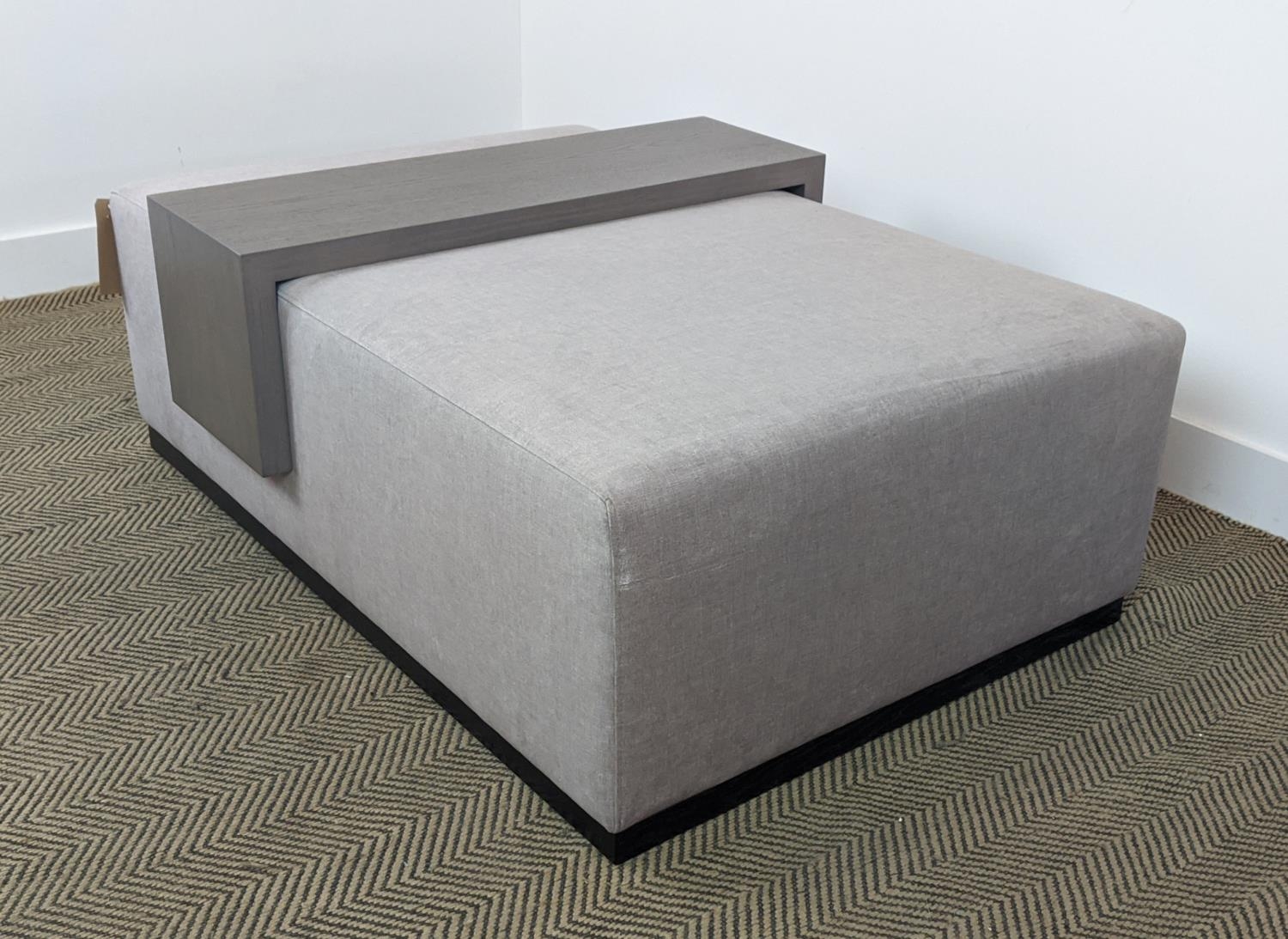 OTTOMAN, grey fabric upholstered, with wooden table that fits over, 120cm x 80cm x 40cm. - Bild 3 aus 6