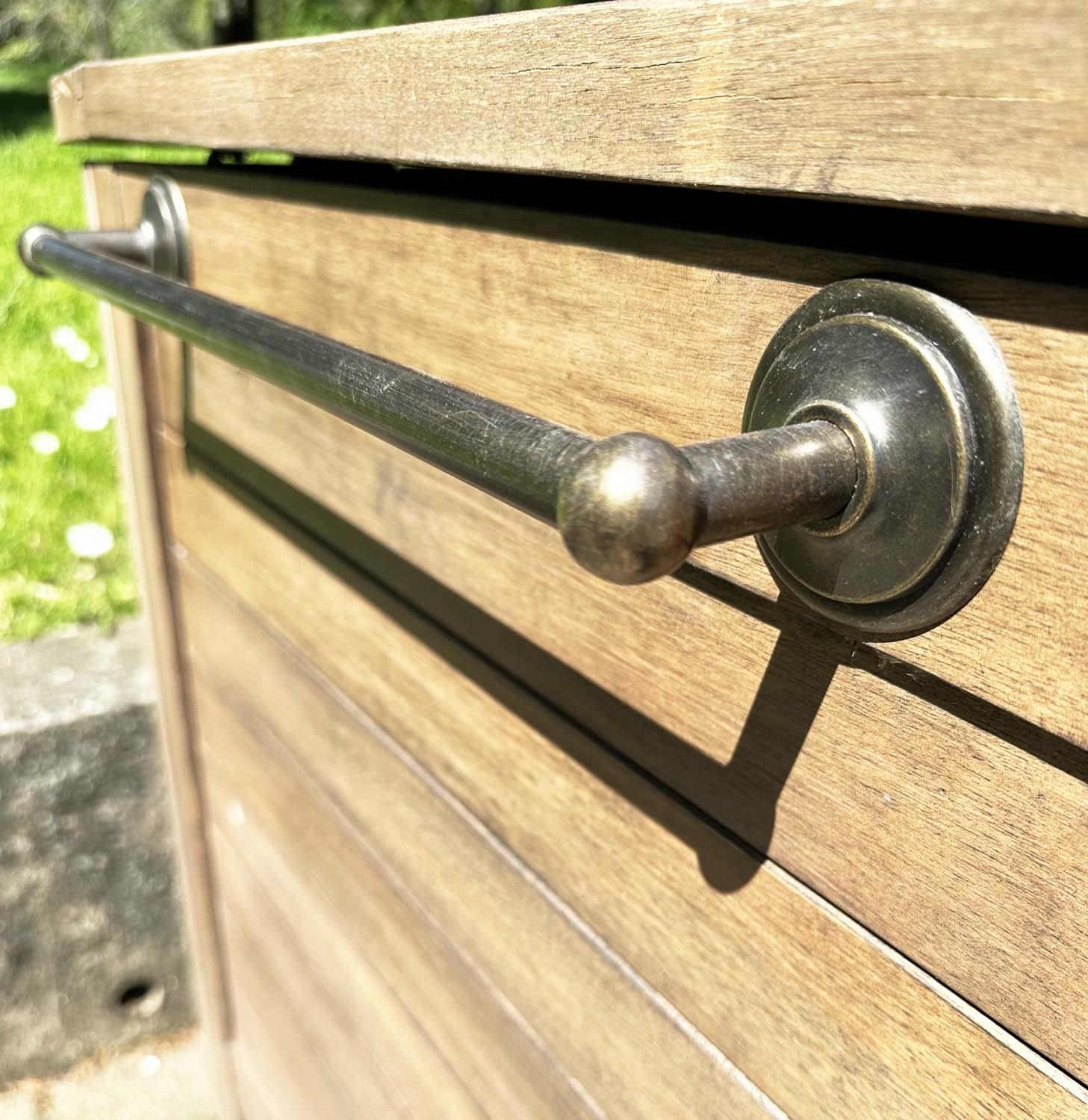 GARDEN STORAGE TRUNK, outdoor weathered teak with hinged lid and side handles, 85vm H x 138cm W x - Bild 13 aus 18