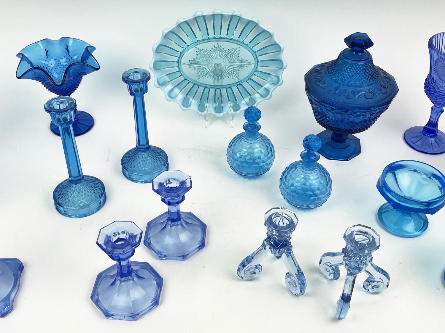 QUANTITY OF BLUE URANIUM GLASS, comprising four pairs of candlesticks, two pairs of icecream - Image 3 of 12