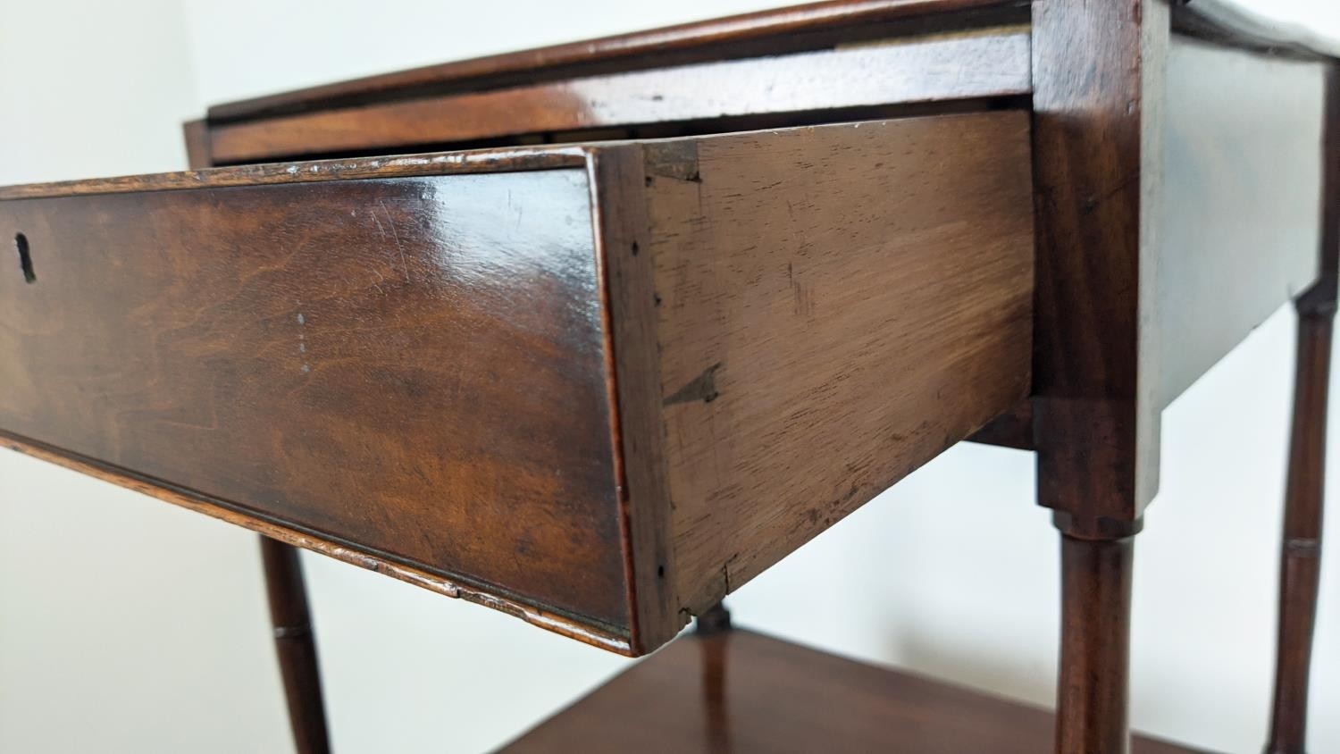 WHATNOT, Regency mahogany with three drawers, 39cm D x 45cm W x 135cm H. - Bild 7 aus 12