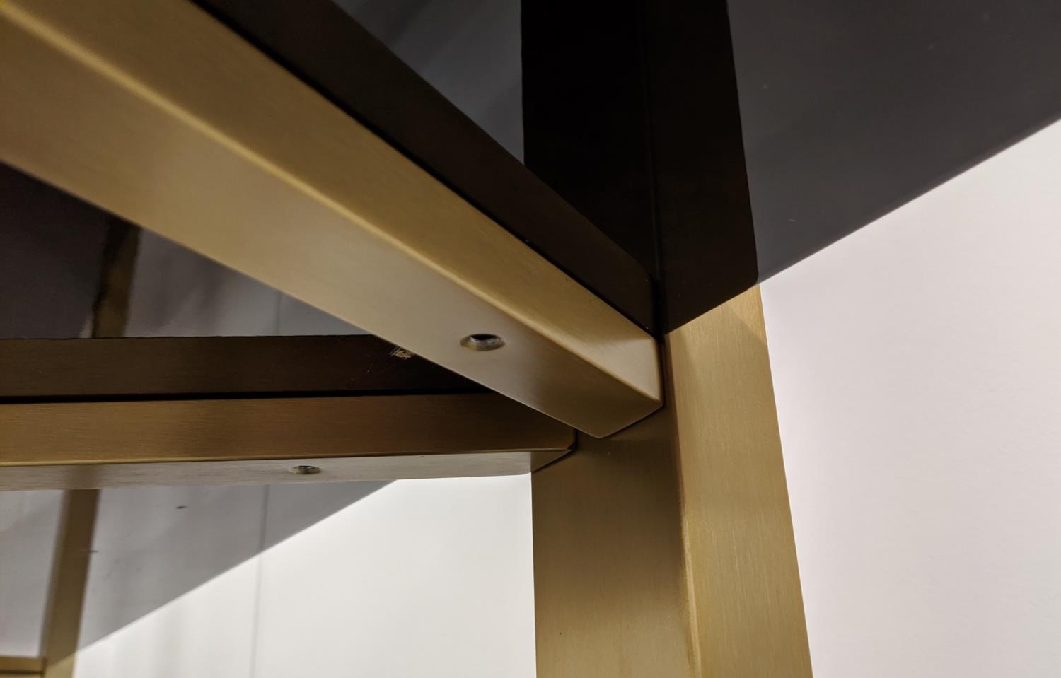 BOOKCASE, two gilt metal supports holding three veneered shelves, 200cm x 50cm x 208.5cm approx. - Bild 5 aus 6