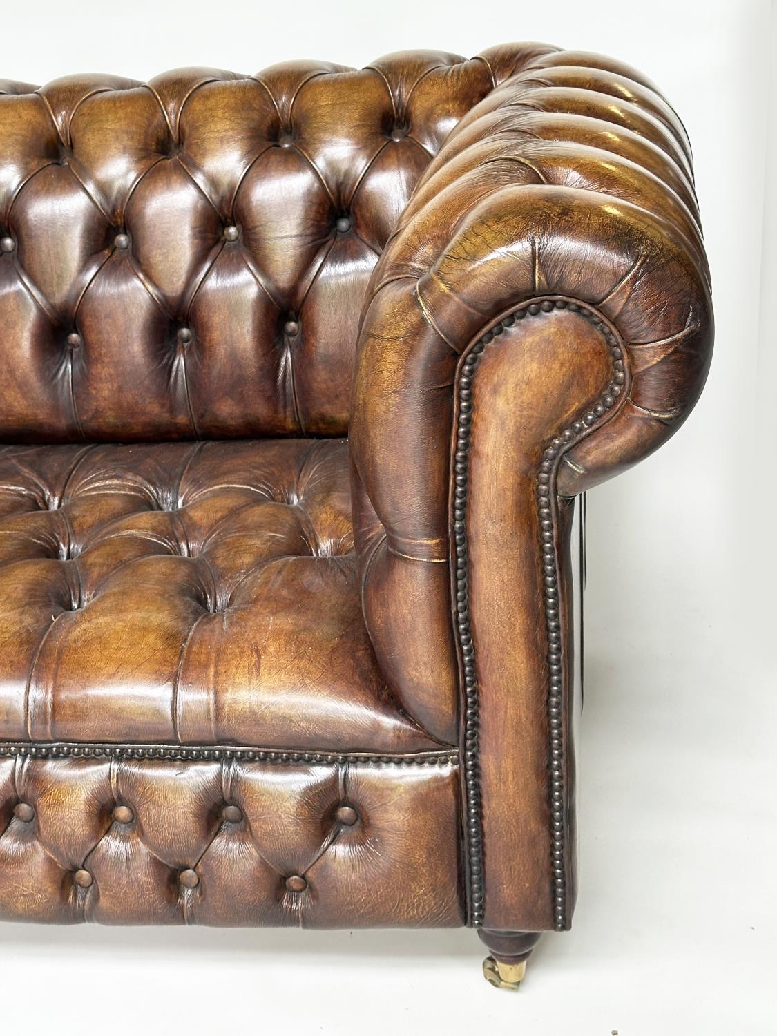 CHESTERFIELD SOFA, traditional hand finished natural soft tan leather deep button upholstery with - Image 3 of 24