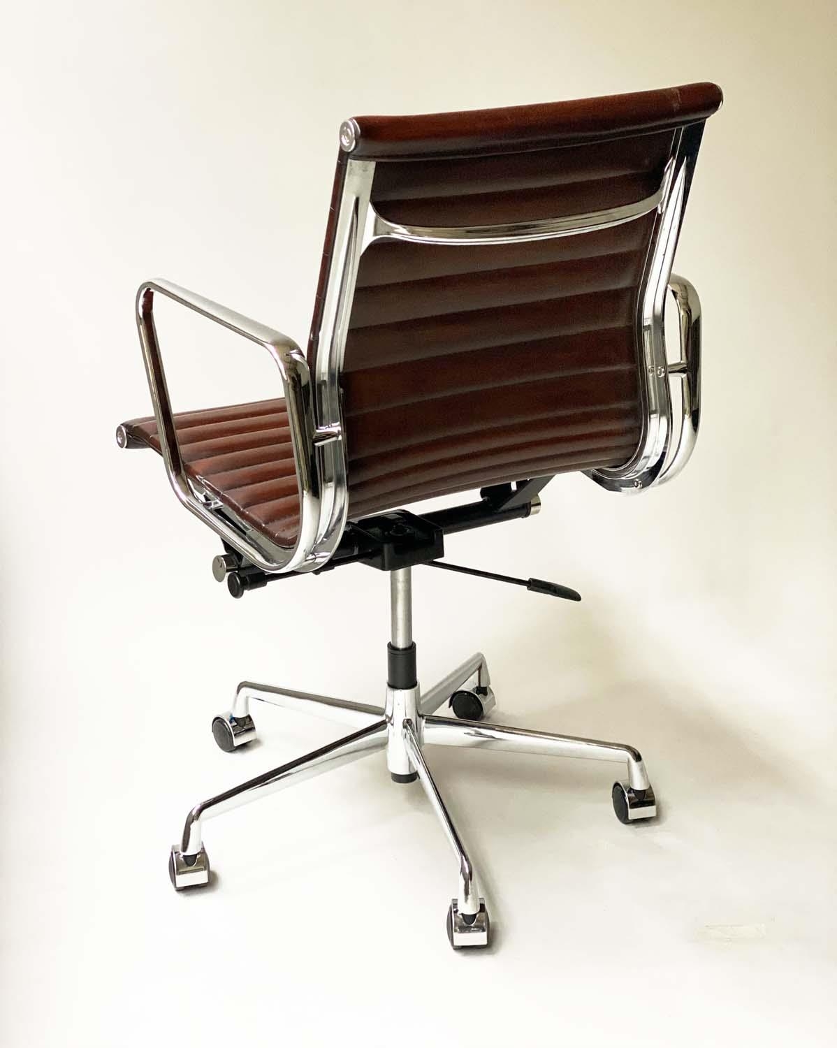 AFTER CHARLES AND RAY EAMES ALUMINIUM GROUP STYLE CHAIR, with ribbed natural soft brown leather seat - Image 6 of 11