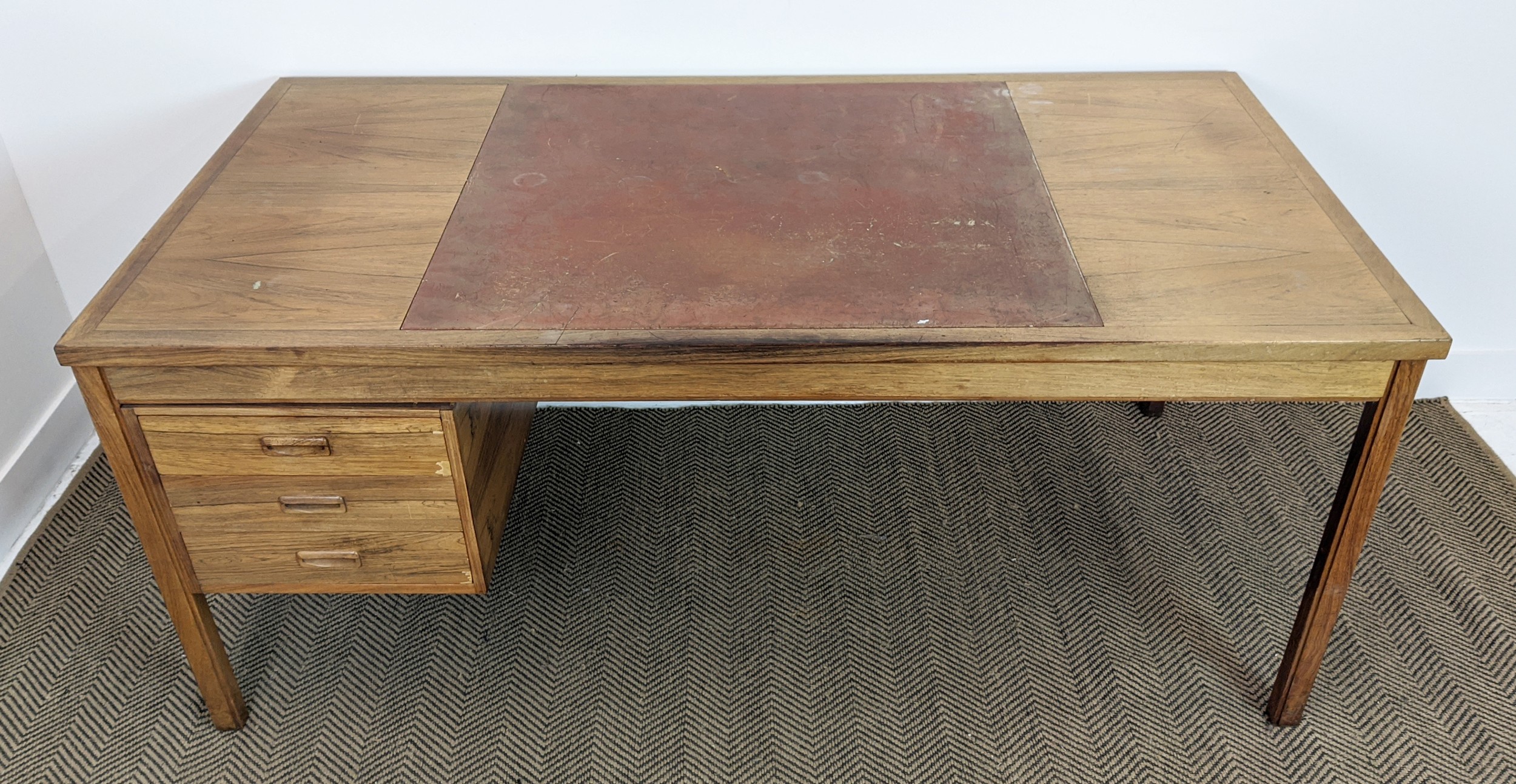 DESK, 171cm x 85.5cm x 73cm approx., with three drawers to one side. - Image 3 of 14