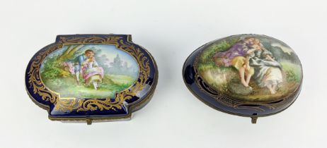 SERVES PORCELAIN JEWELLERY BOX, hand painted with scene of lovers along with a Serves egg also
