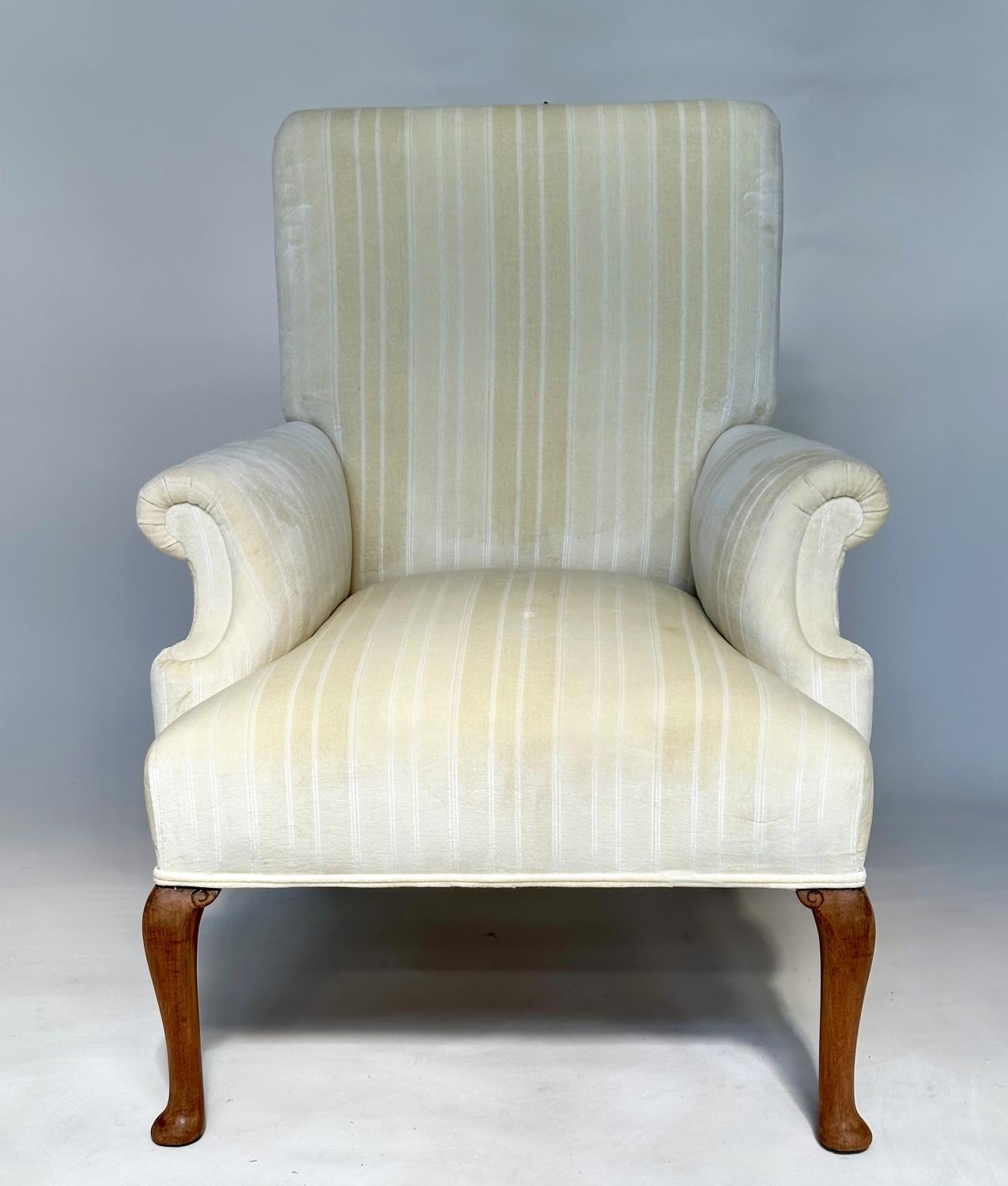 SCROLL ARMCHAIR, Edwardian style recently reupholstered, in neutral woven strip cotton with shaped - Image 4 of 5