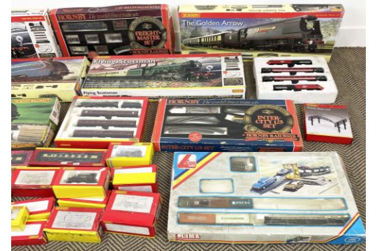 HORNBY MODEL TRAIN SETS, including 'the flying Scotsman', and various others in original boxes along - Image 5 of 12