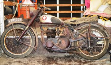 VINTAGE 1950'S B.S.A. C11 MOTORCYCLE - REGISTRATION LFH725